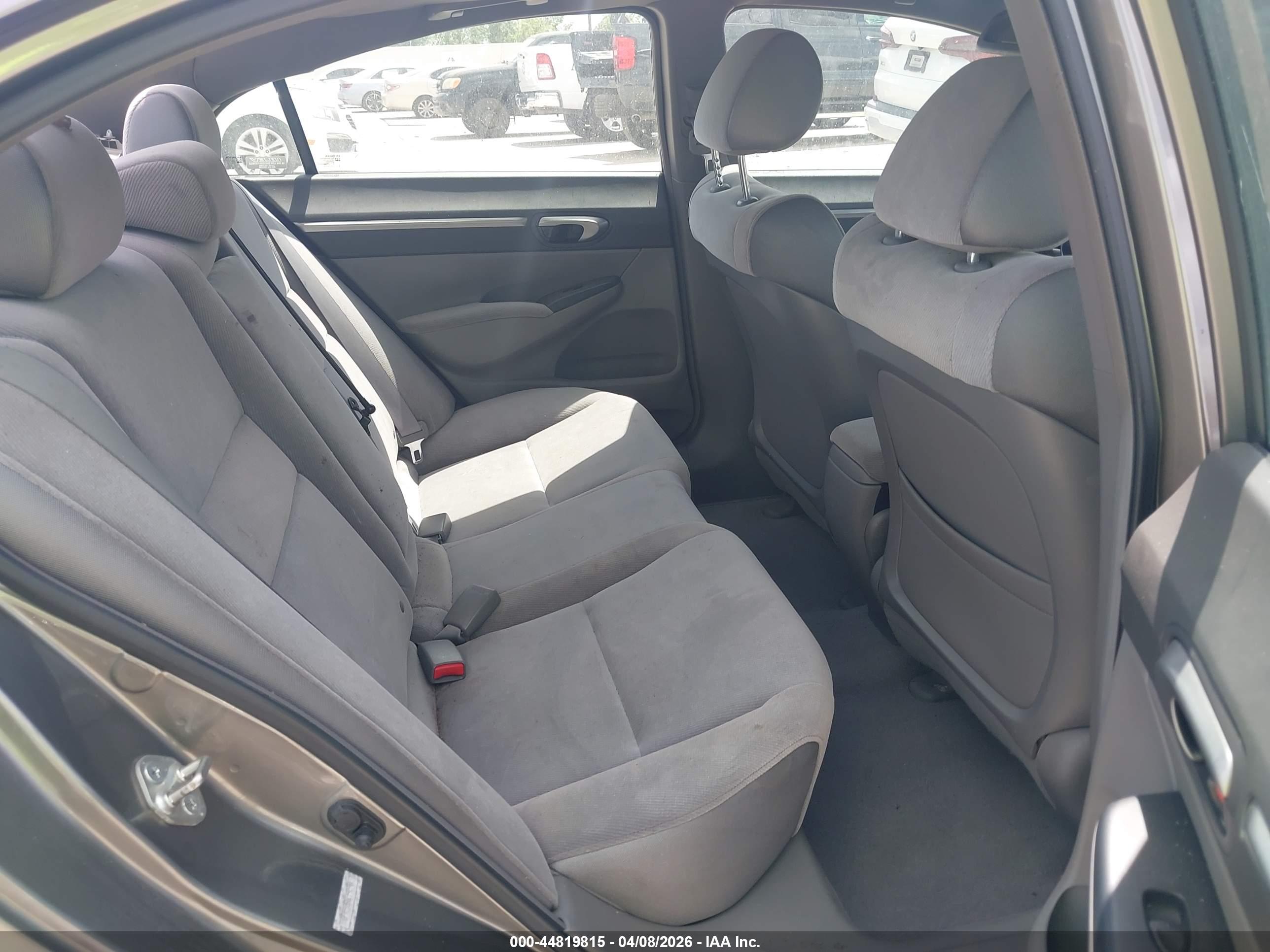 HONDA CIVIC image 8