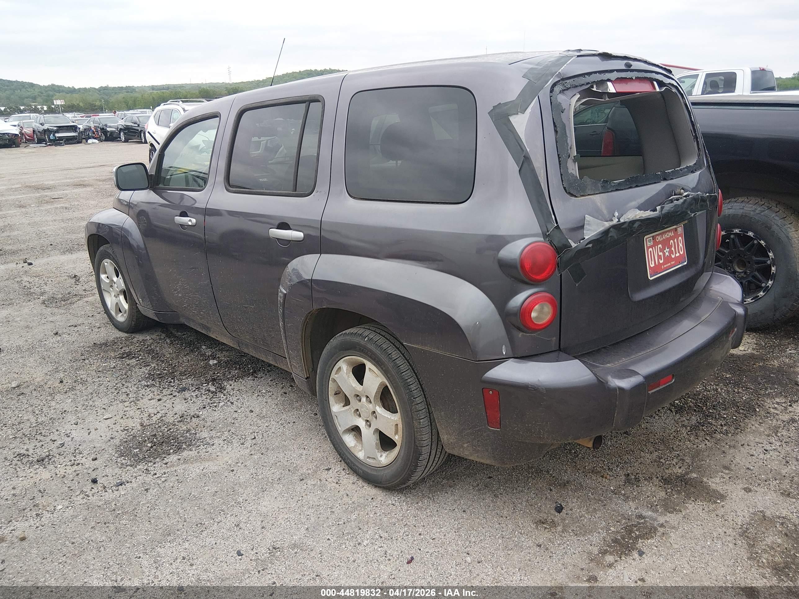 CHEVROLET HHR image 3