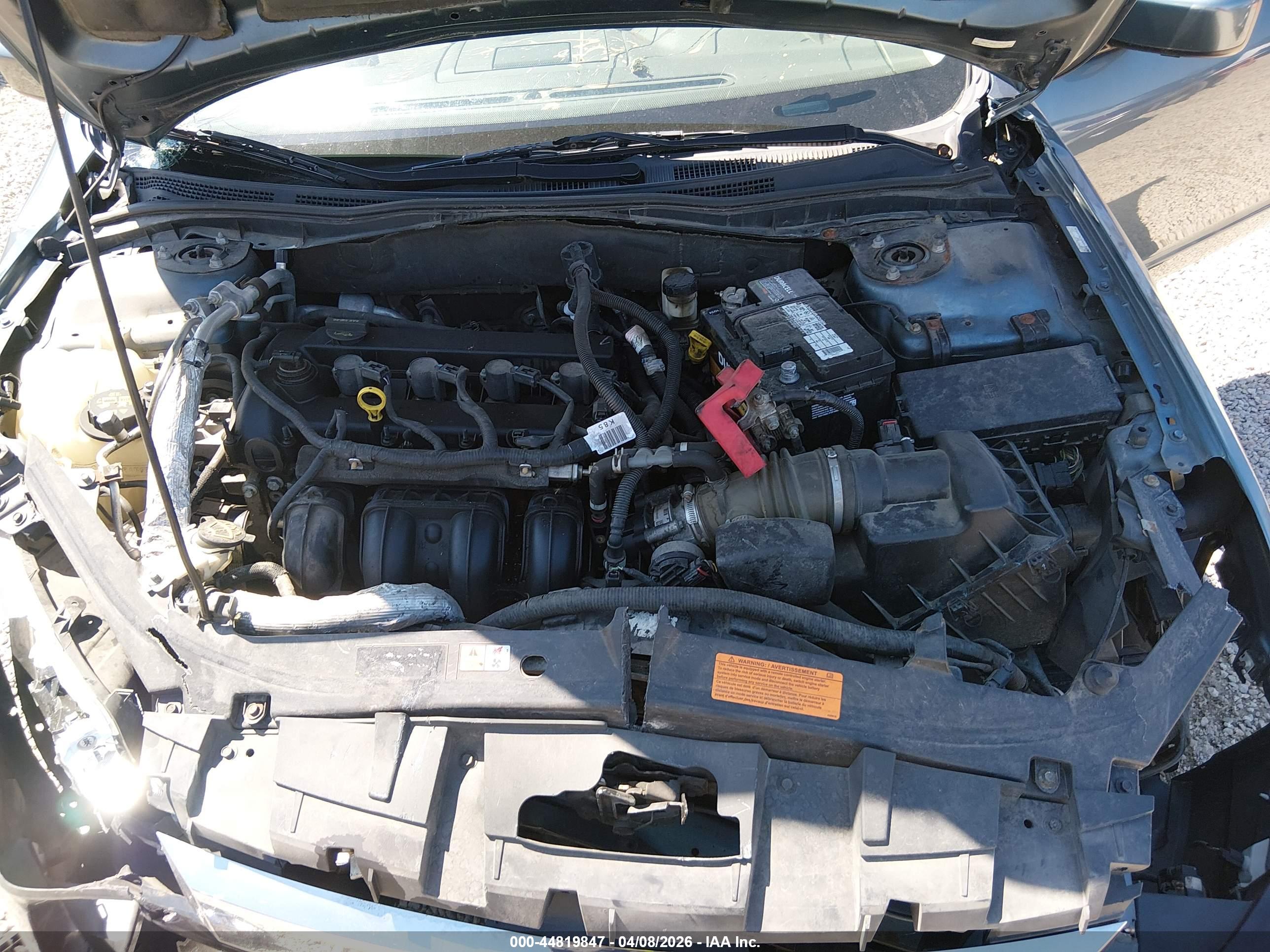 FORD FUSION image 10