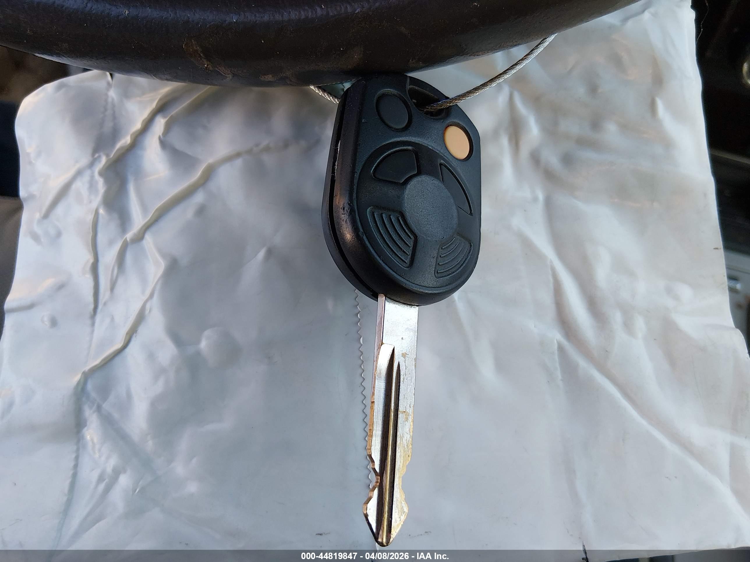 FORD FUSION image 11