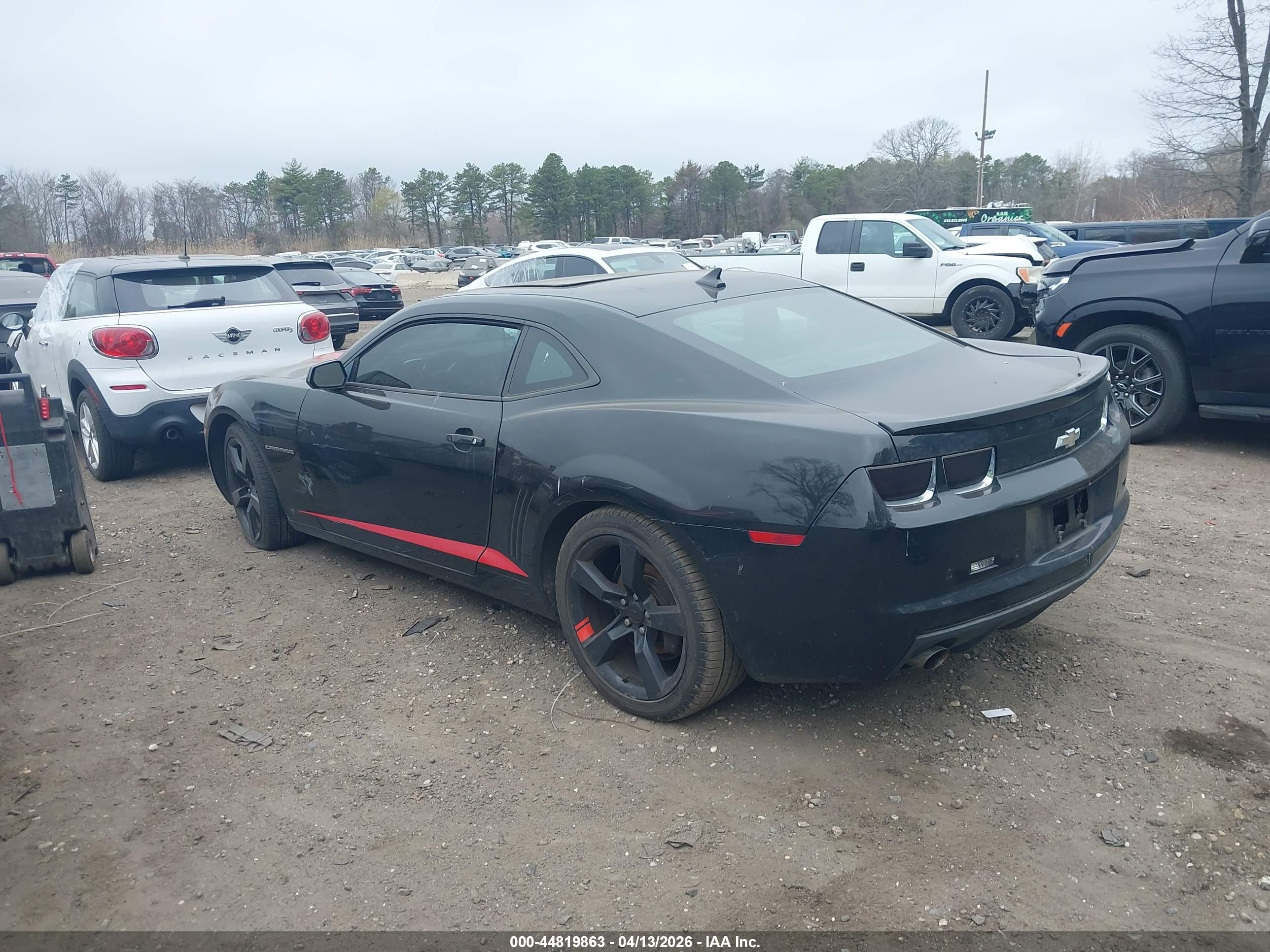 CHEVROLET CAMARO image 3