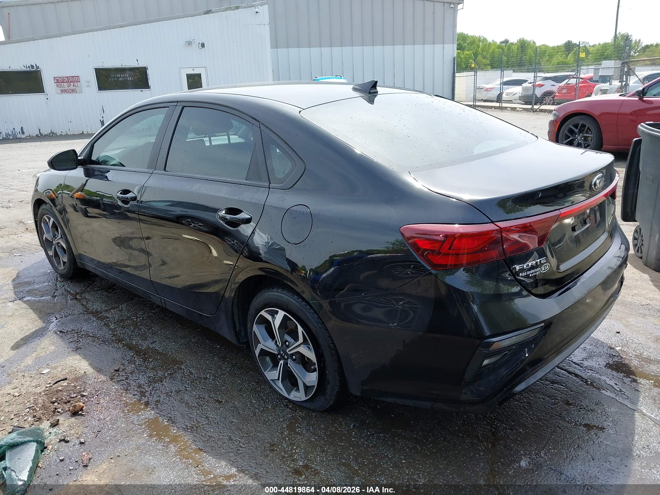 KIA FORTE image 3