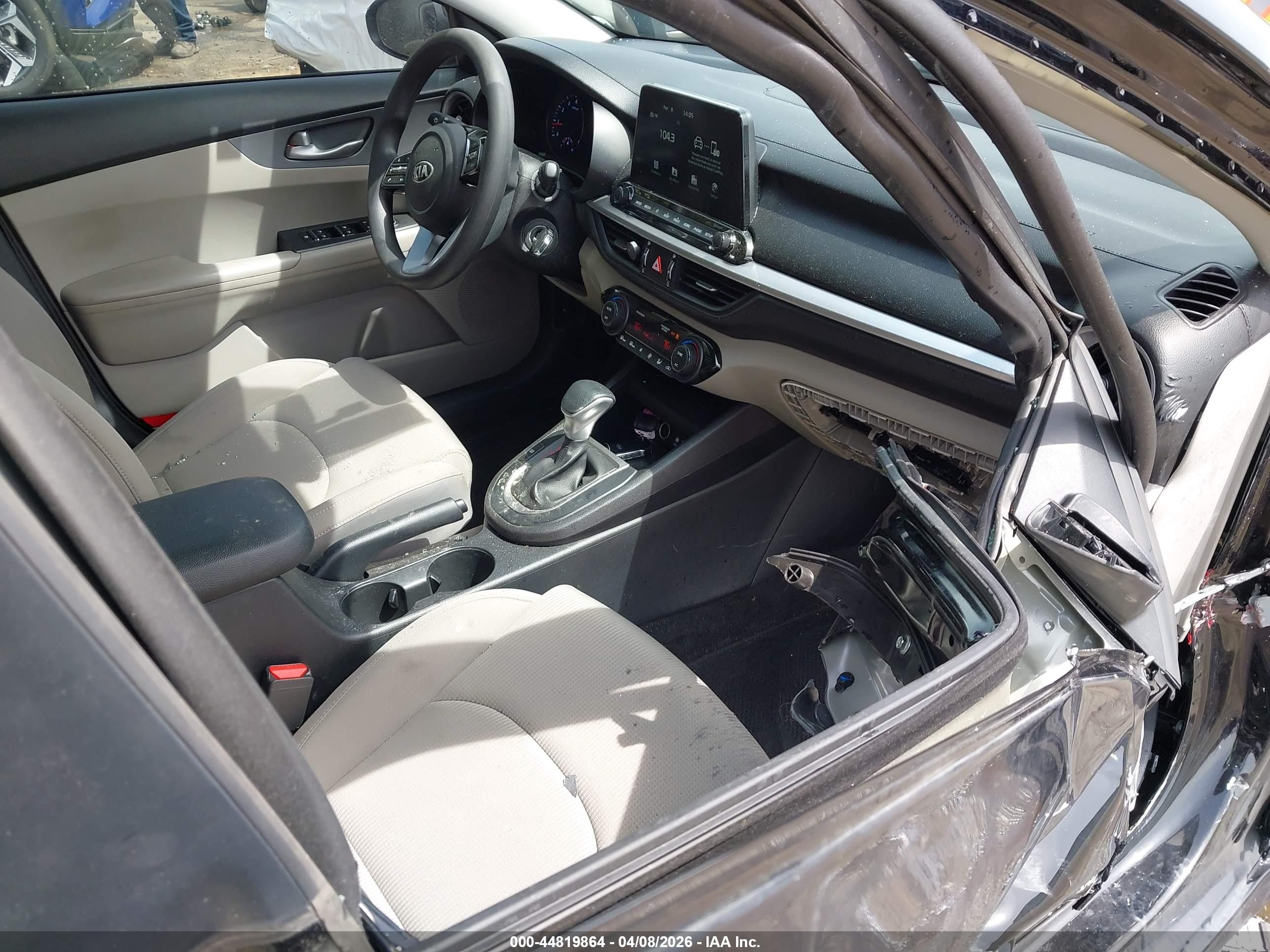 KIA FORTE image 5