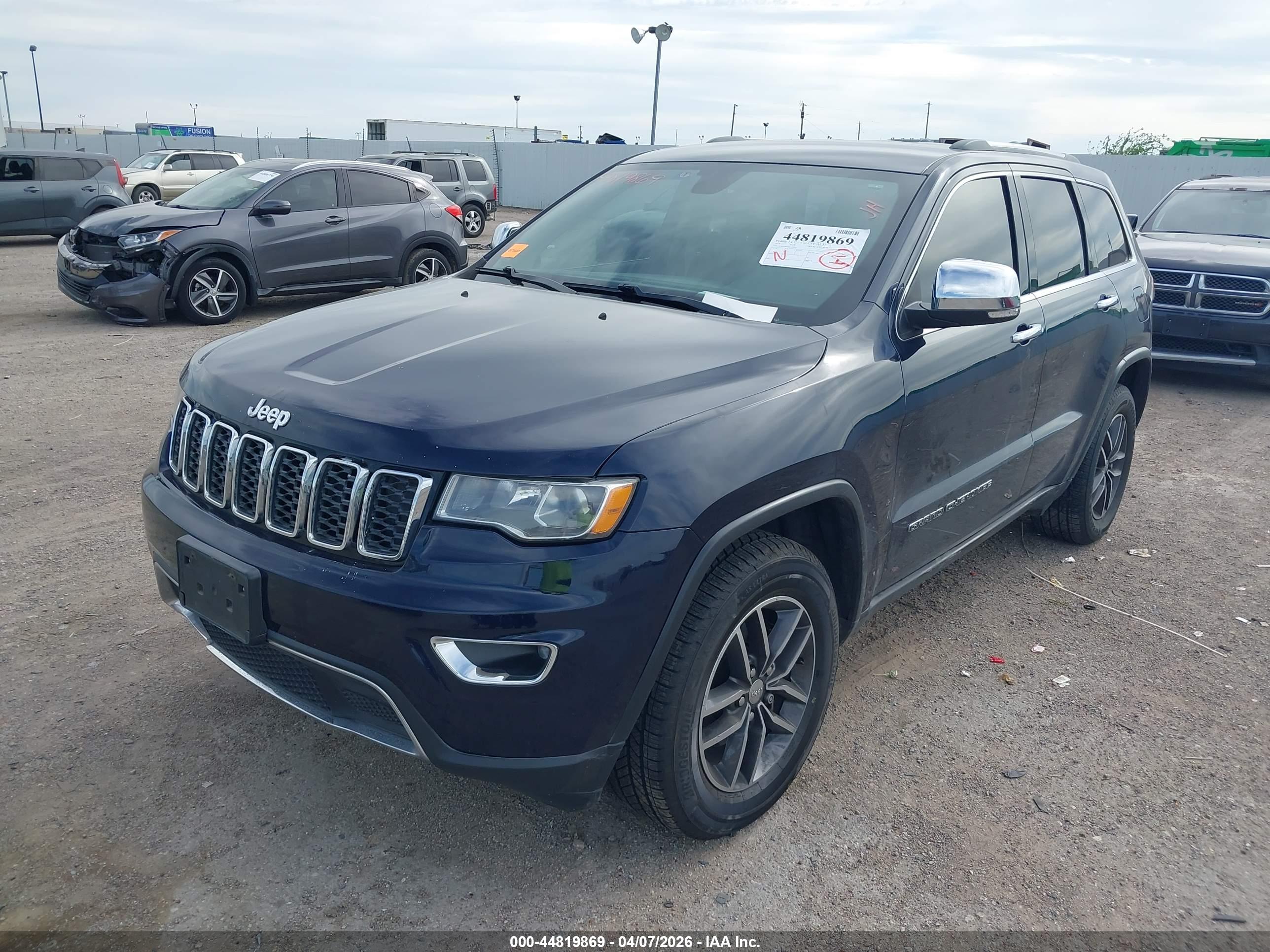 JEEP GRAND image 2