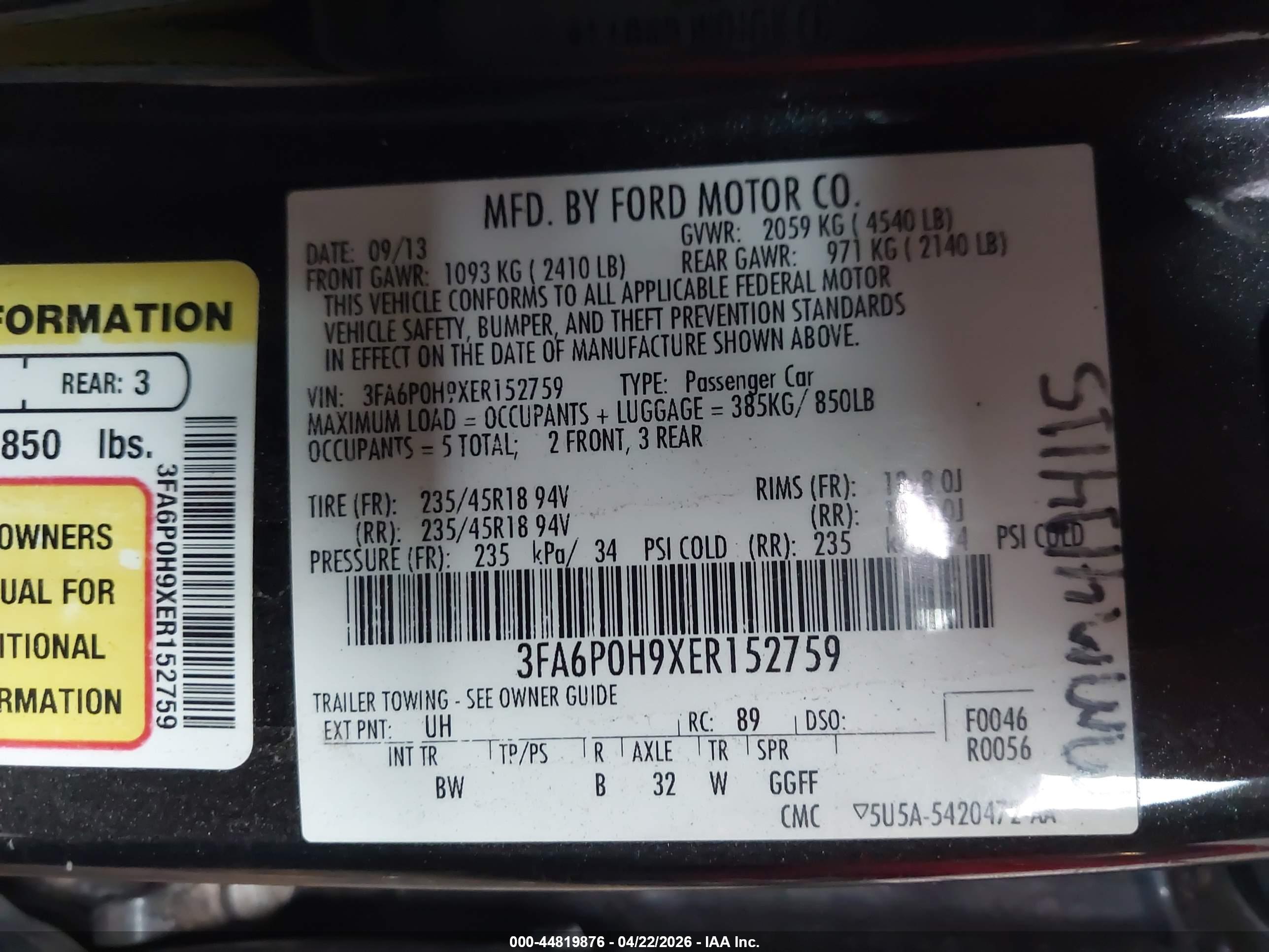 FORD FUSION image 9