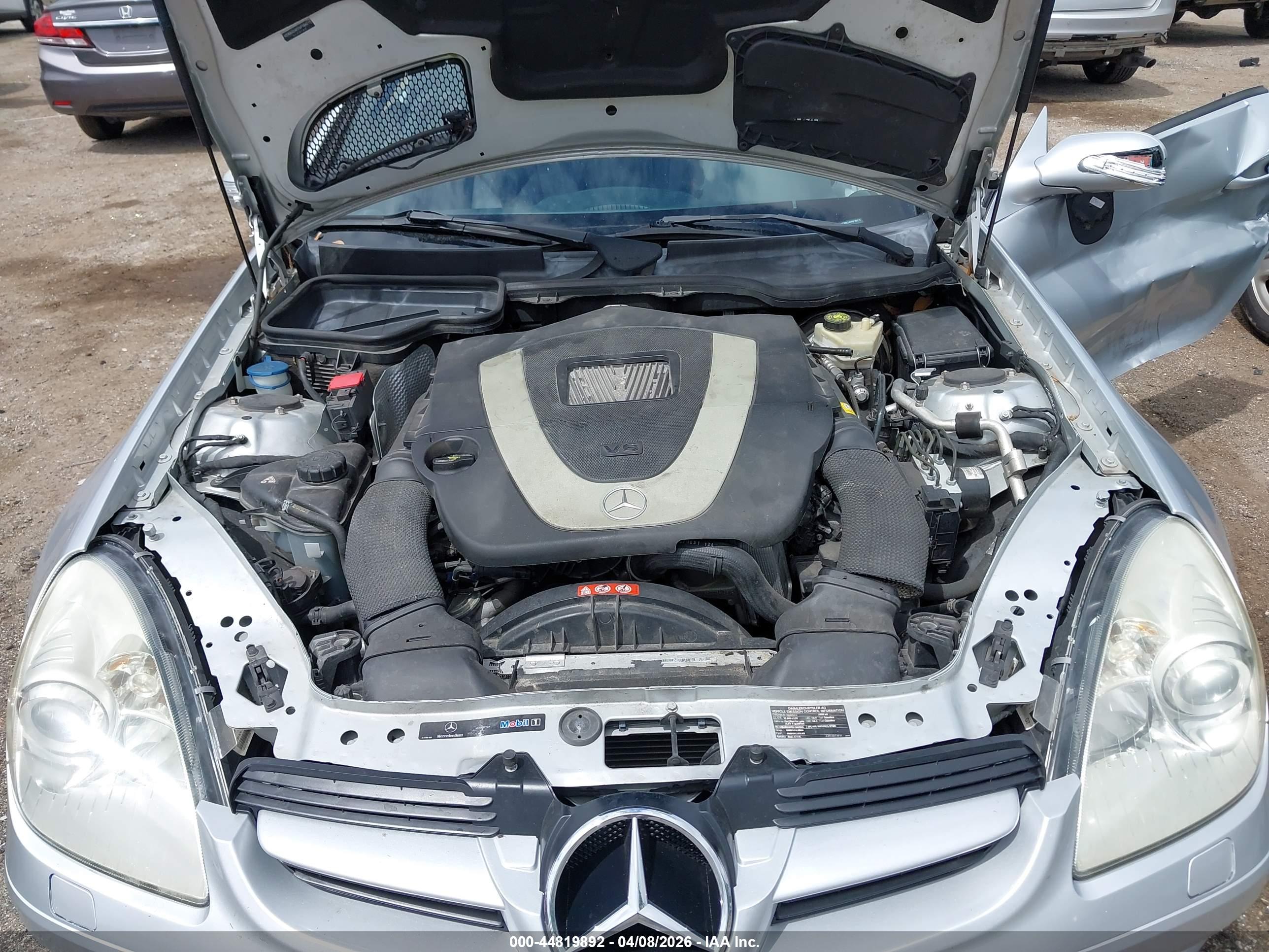 MERCEDES-BENZ SLK image 10
