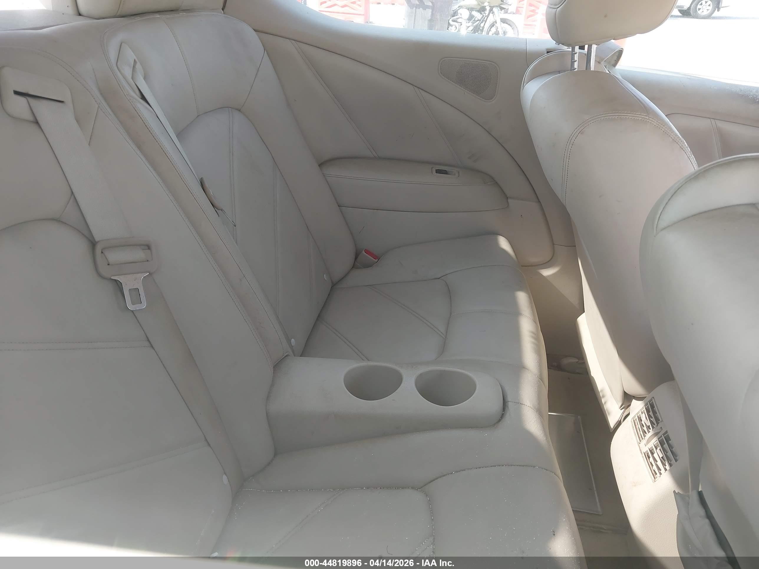 NISSAN MURANO image 8