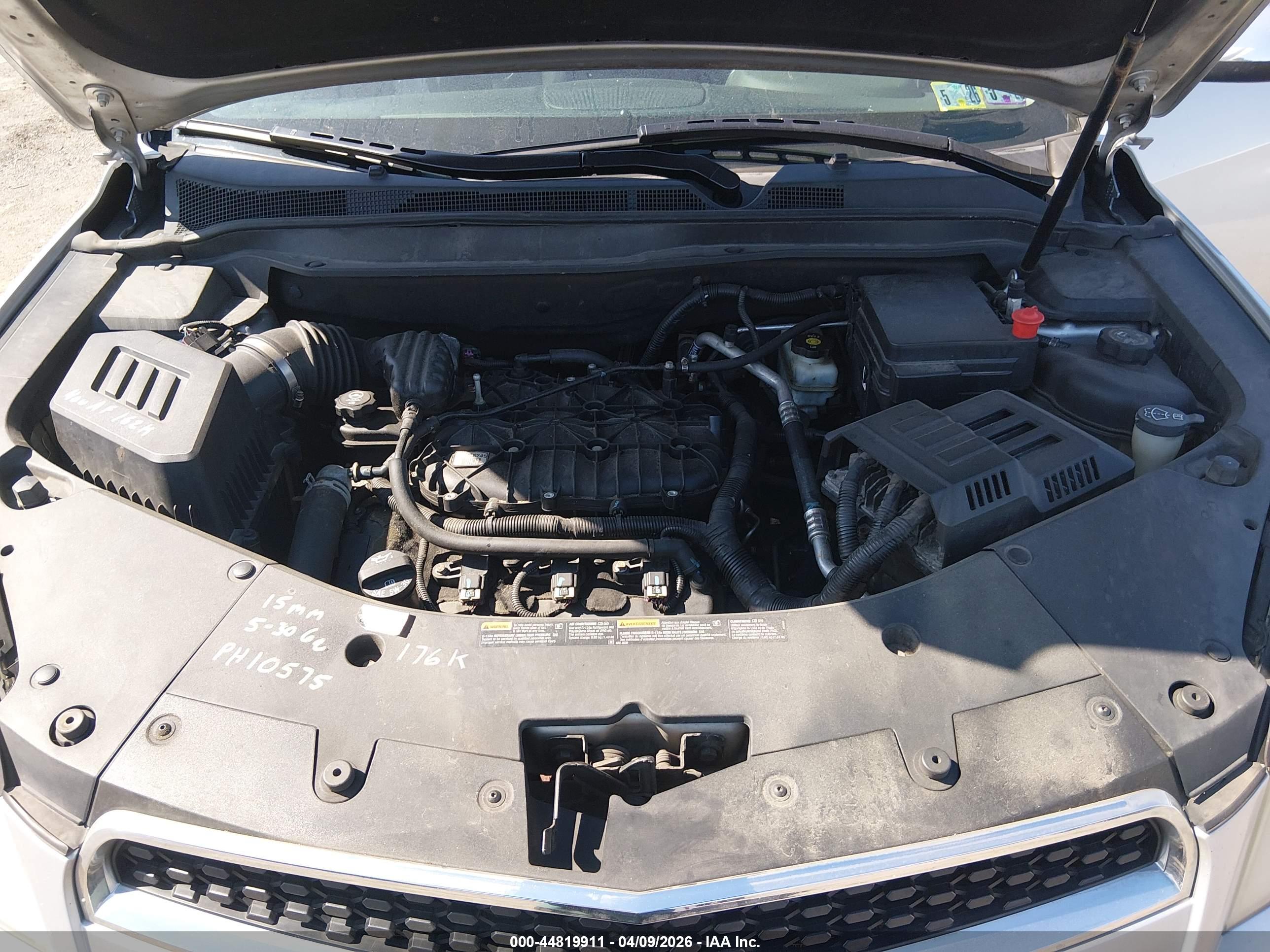 CHEVROLET EQUINOX image 10