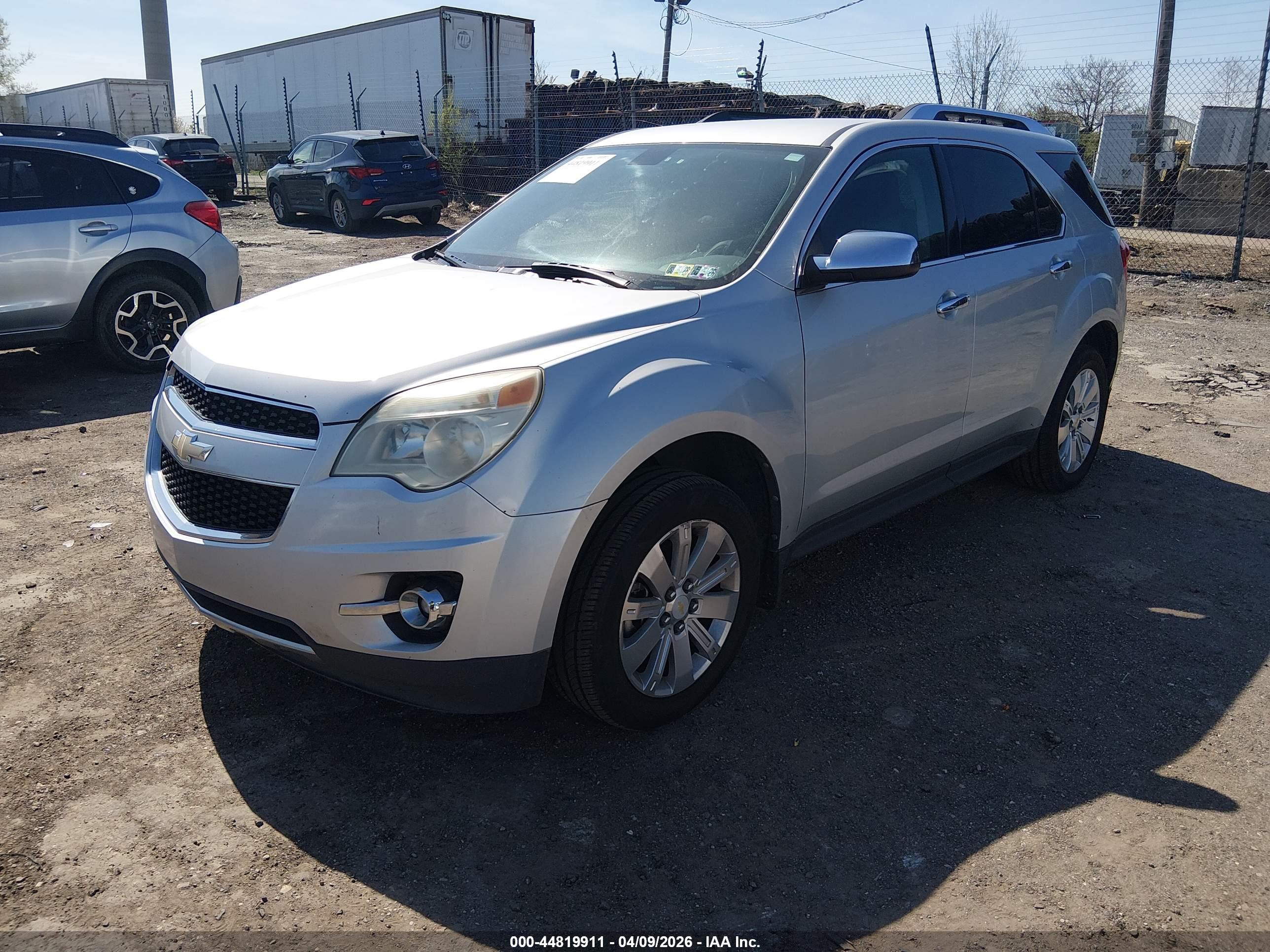 CHEVROLET EQUINOX image 2