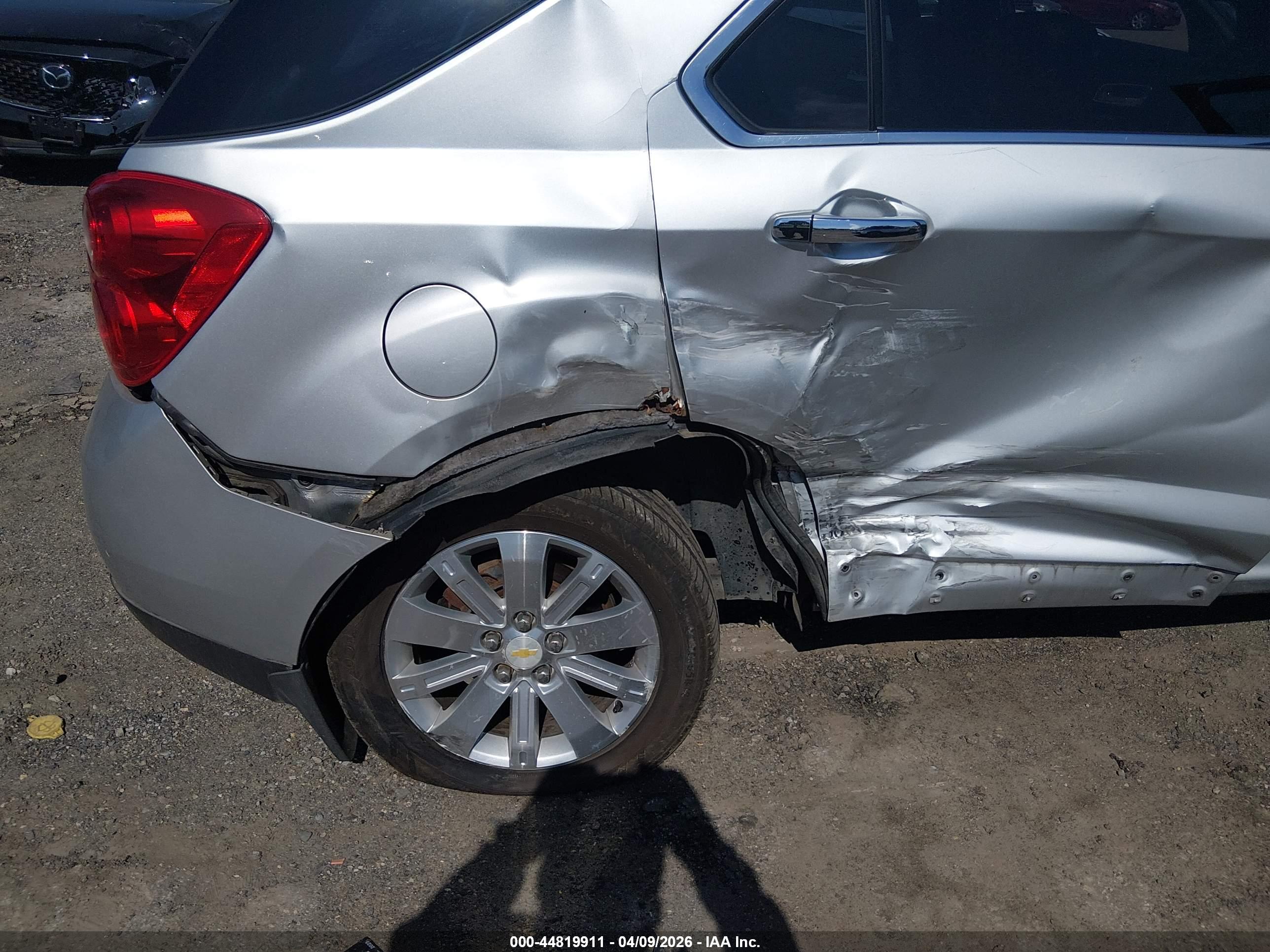CHEVROLET EQUINOX image 6