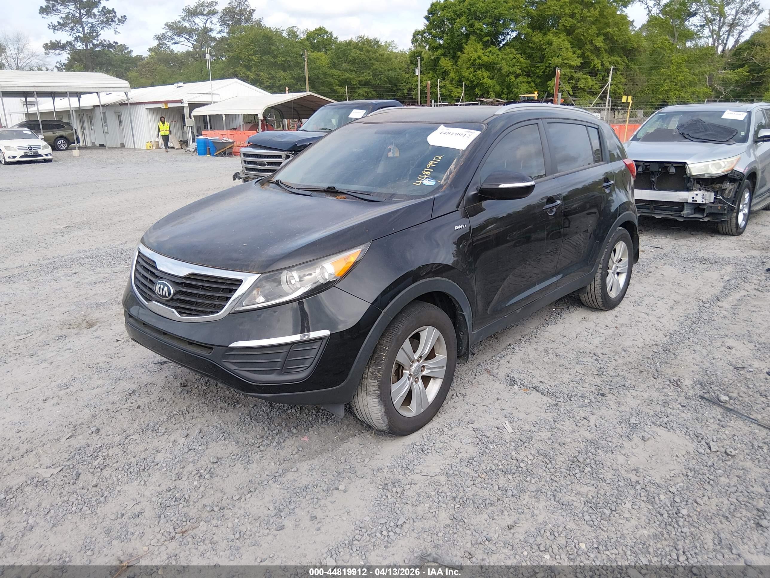 KIA SPORTAGE image 6