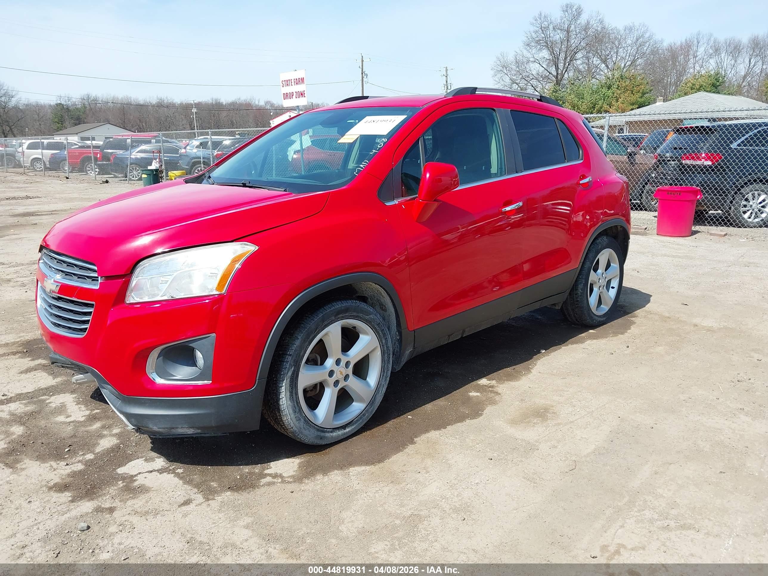 CHEVROLET TRAX image 2