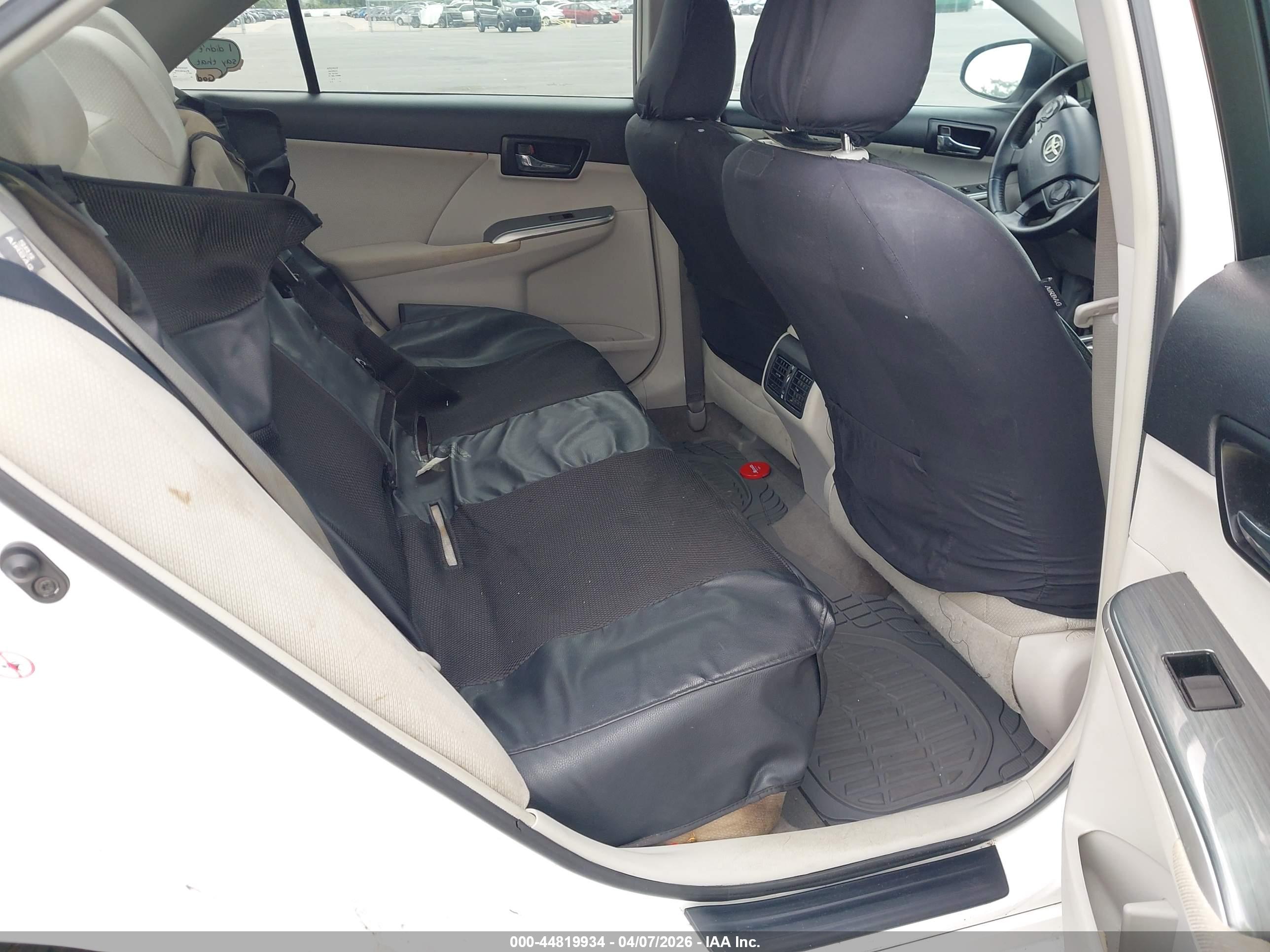 TOYOTA CAMRY image 8