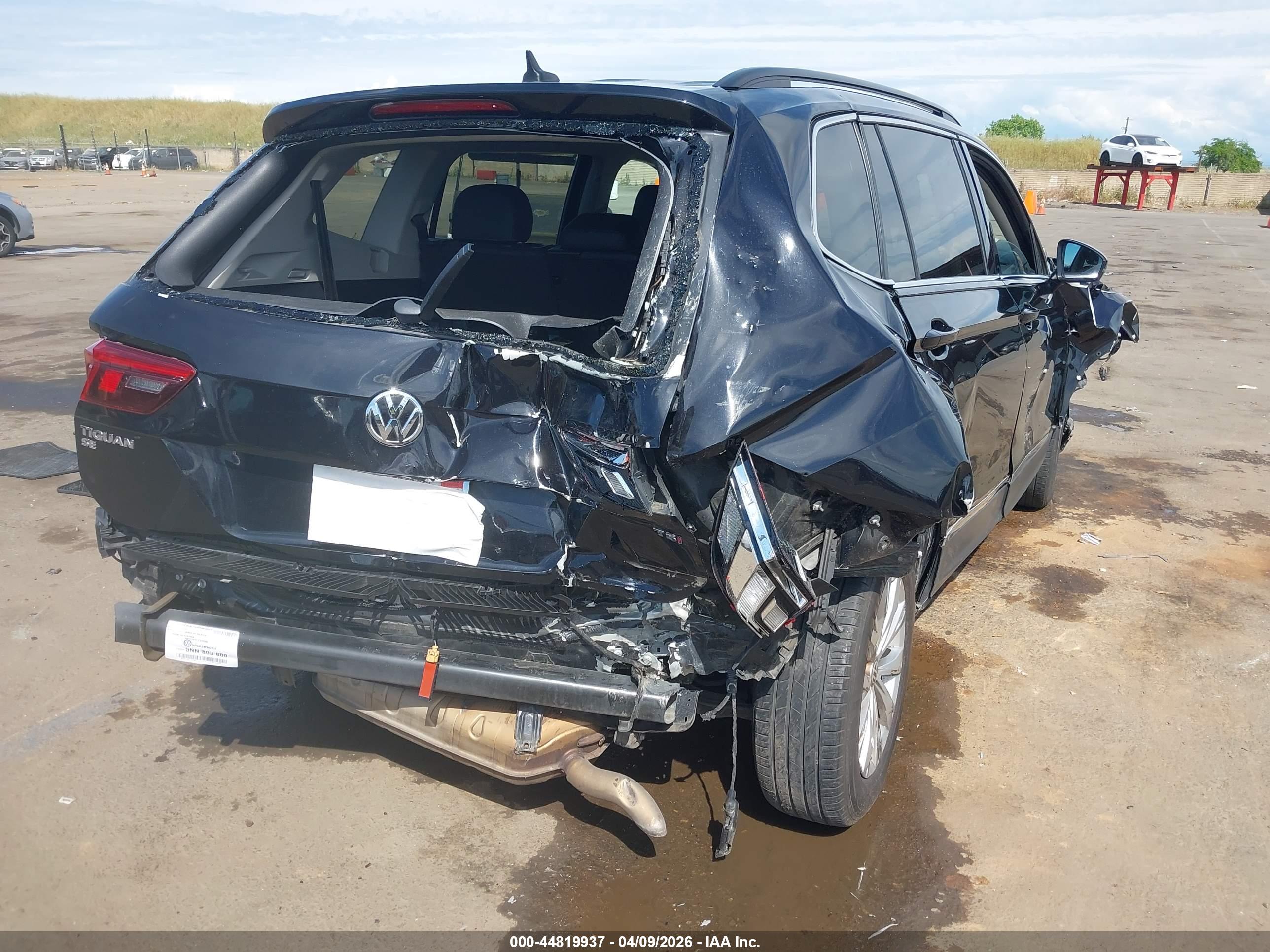 VOLKSWAGEN TIGUAN image 4