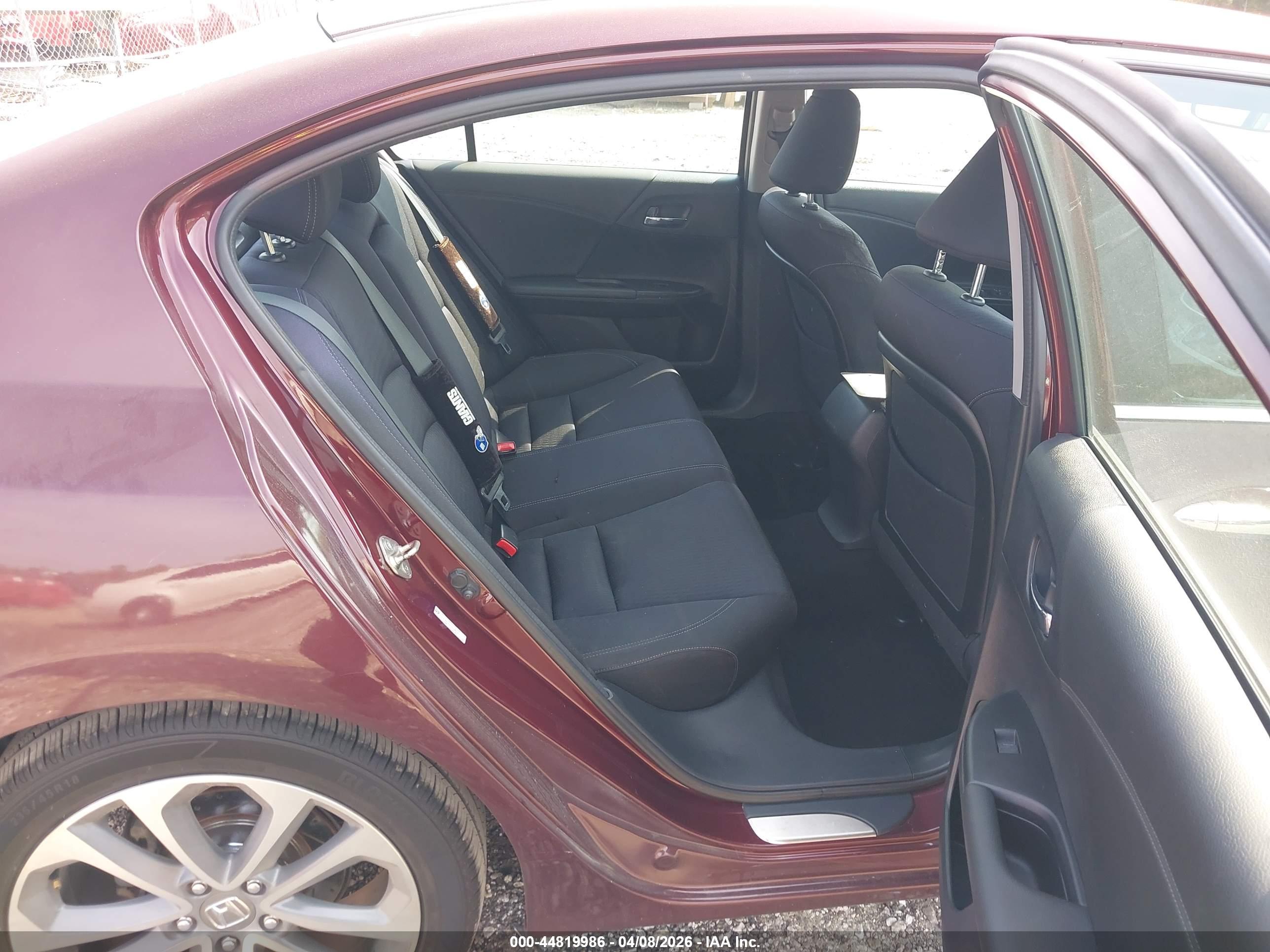HONDA ACCORD image 8