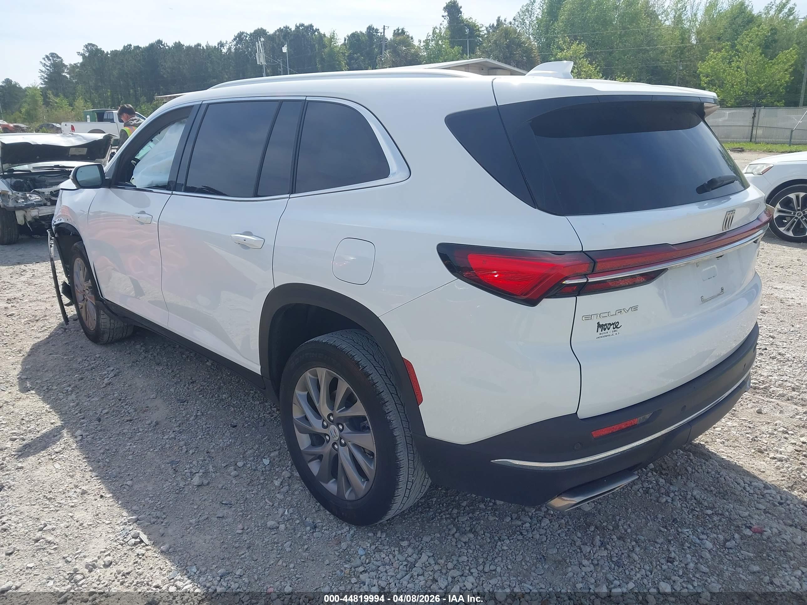 BUICK ENCLAVE image 3