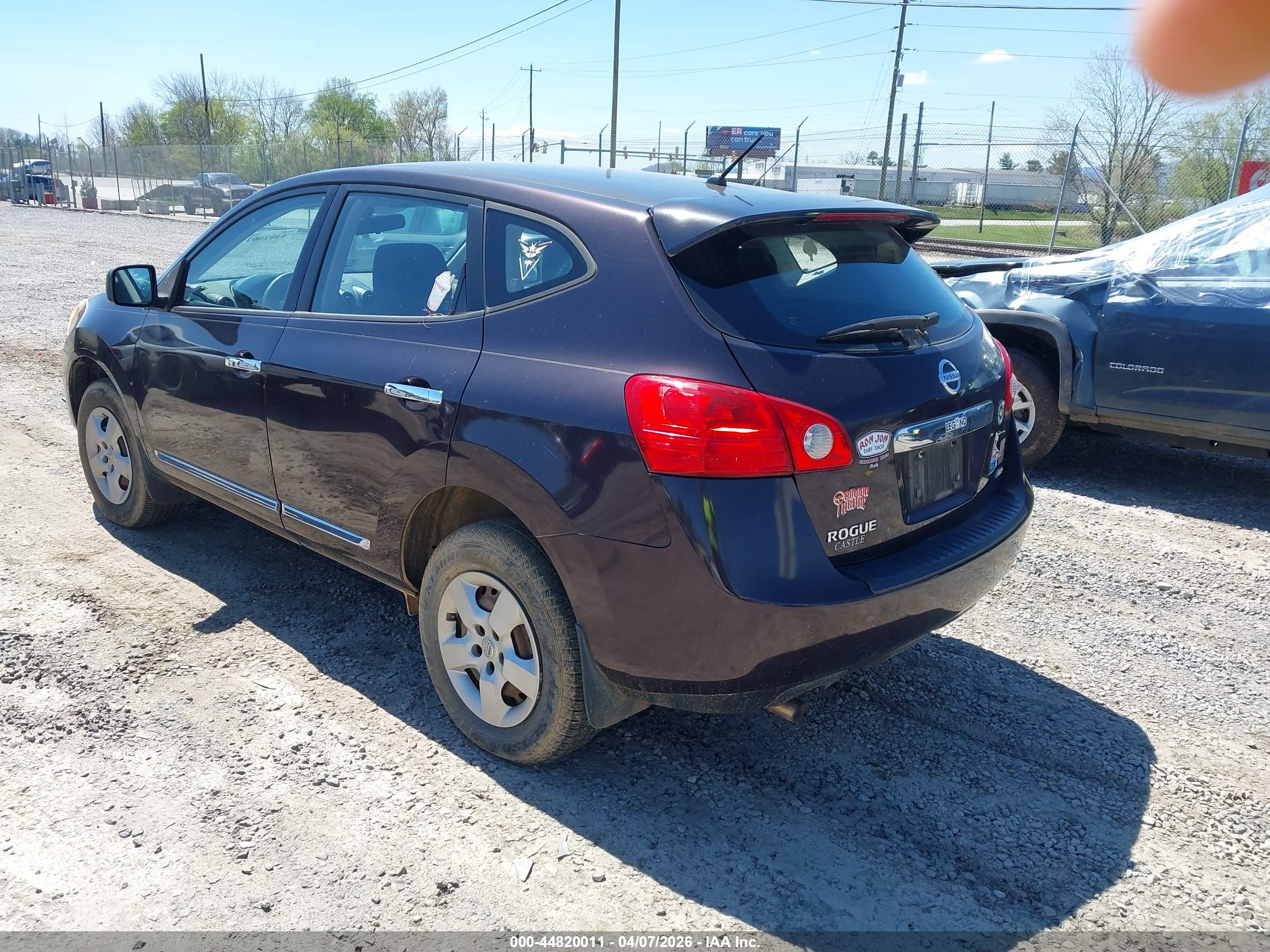 NISSAN ROGUE image 3