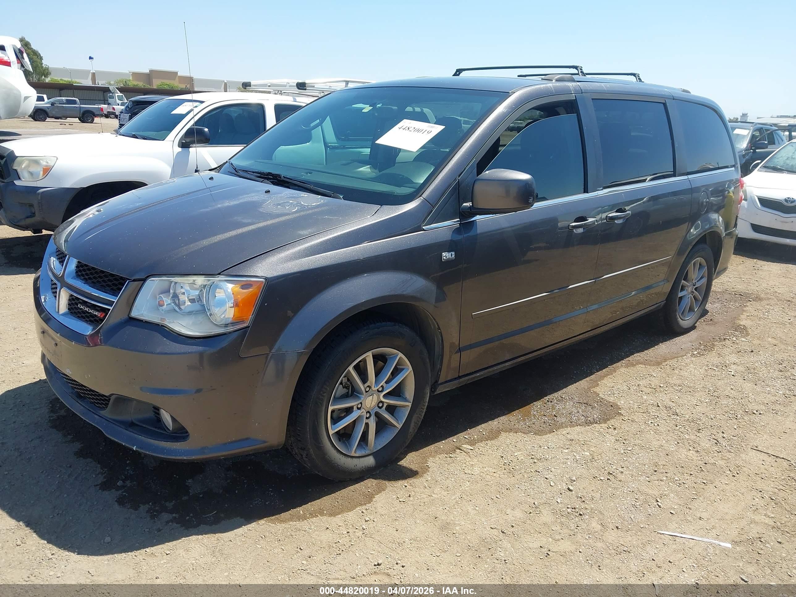 DODGE GRAND image 2