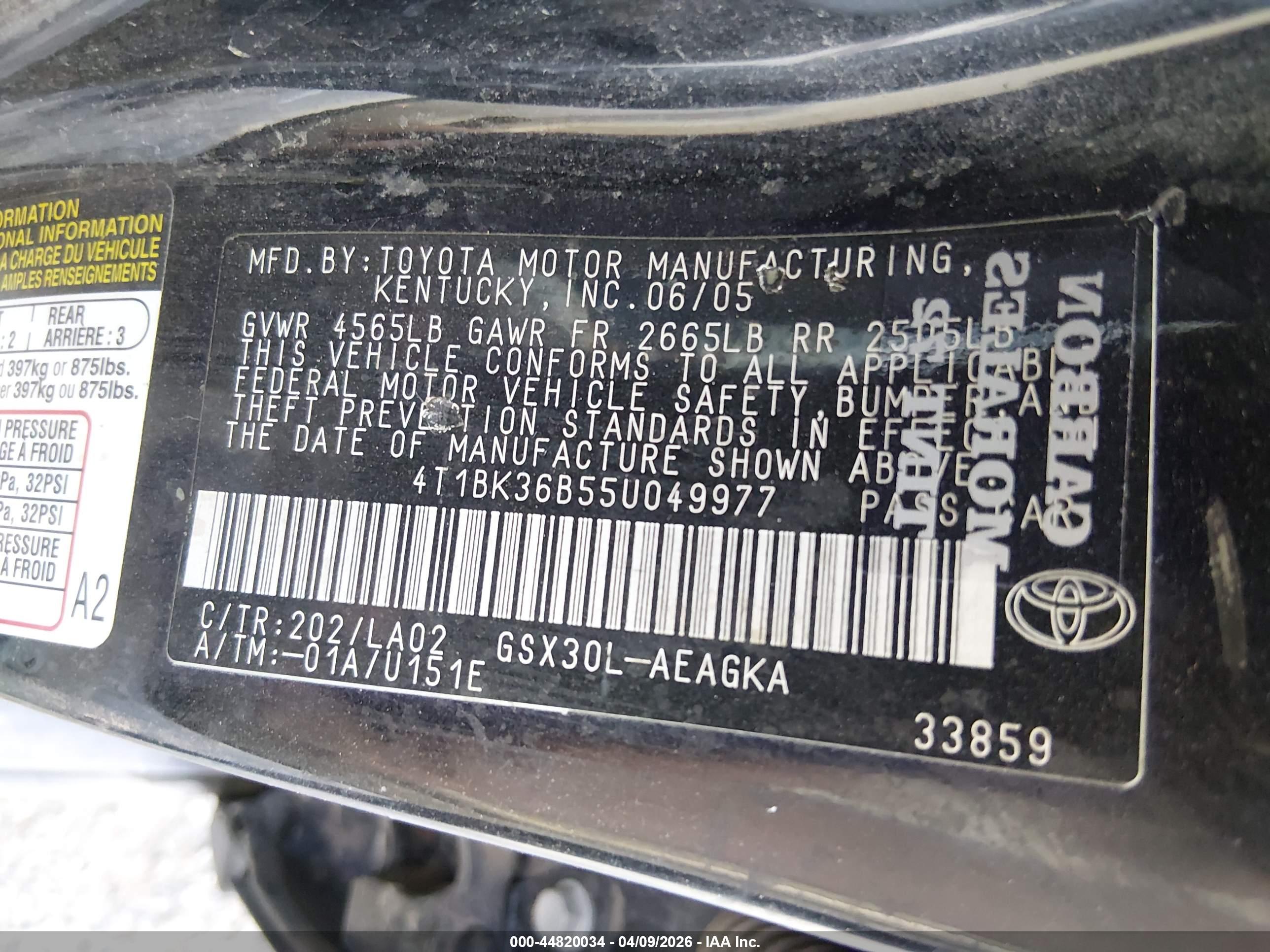 TOYOTA AVALON image 9