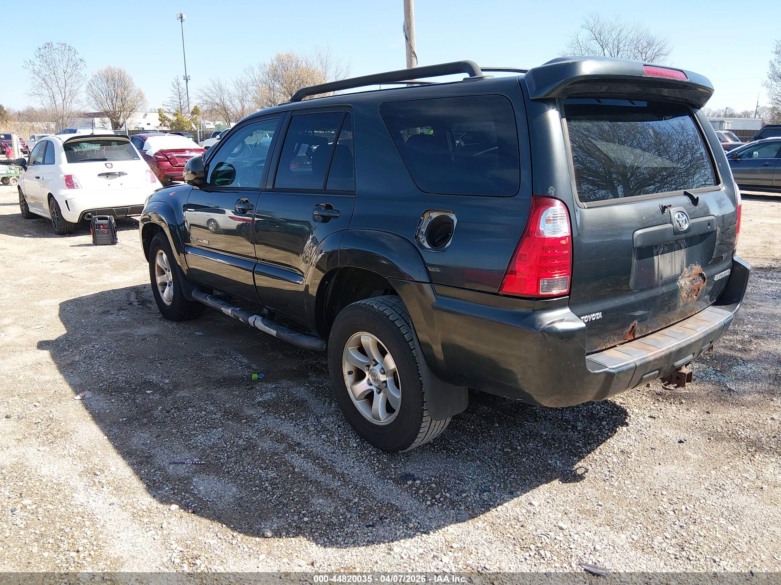 TOYOTA 4RUNNER image 3