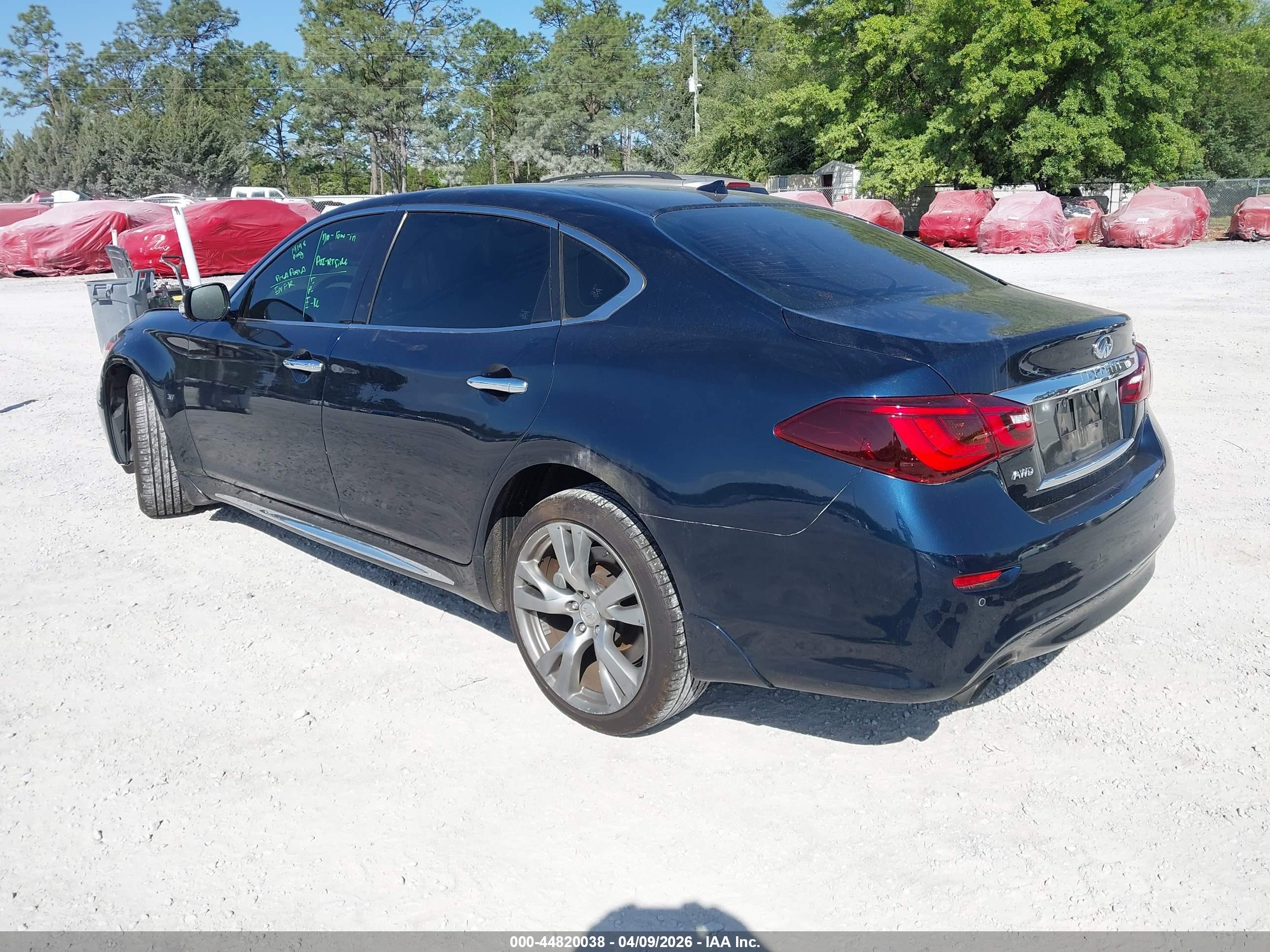INFINITI Q70L image 3