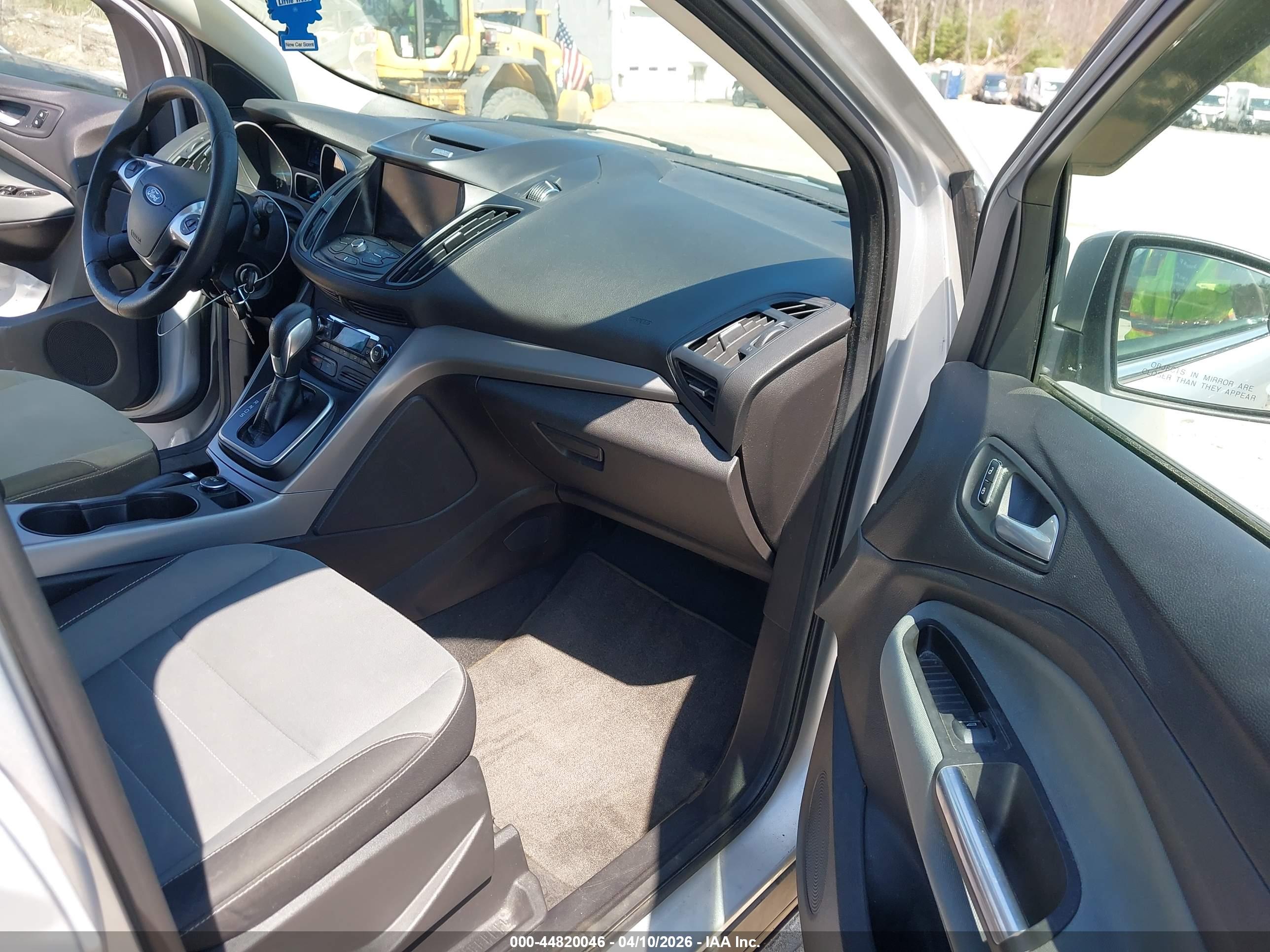 FORD ESCAPE image 5