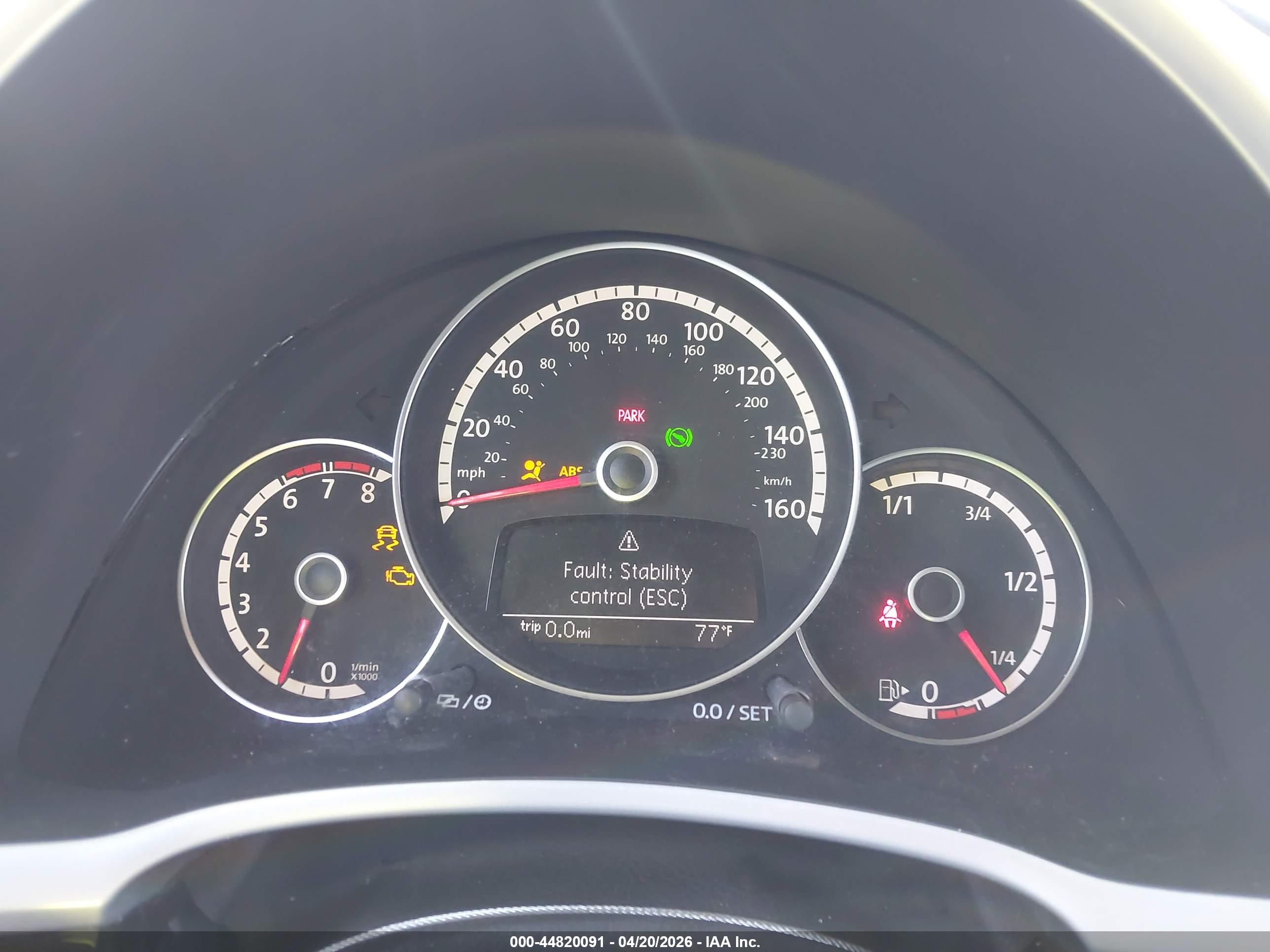 VOLKSWAGEN BEETLE image 7