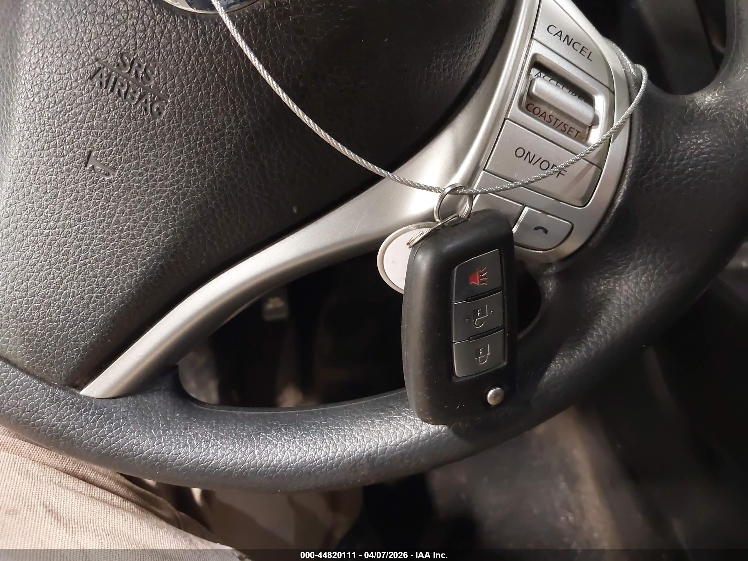 NISSAN ROGUE image 11