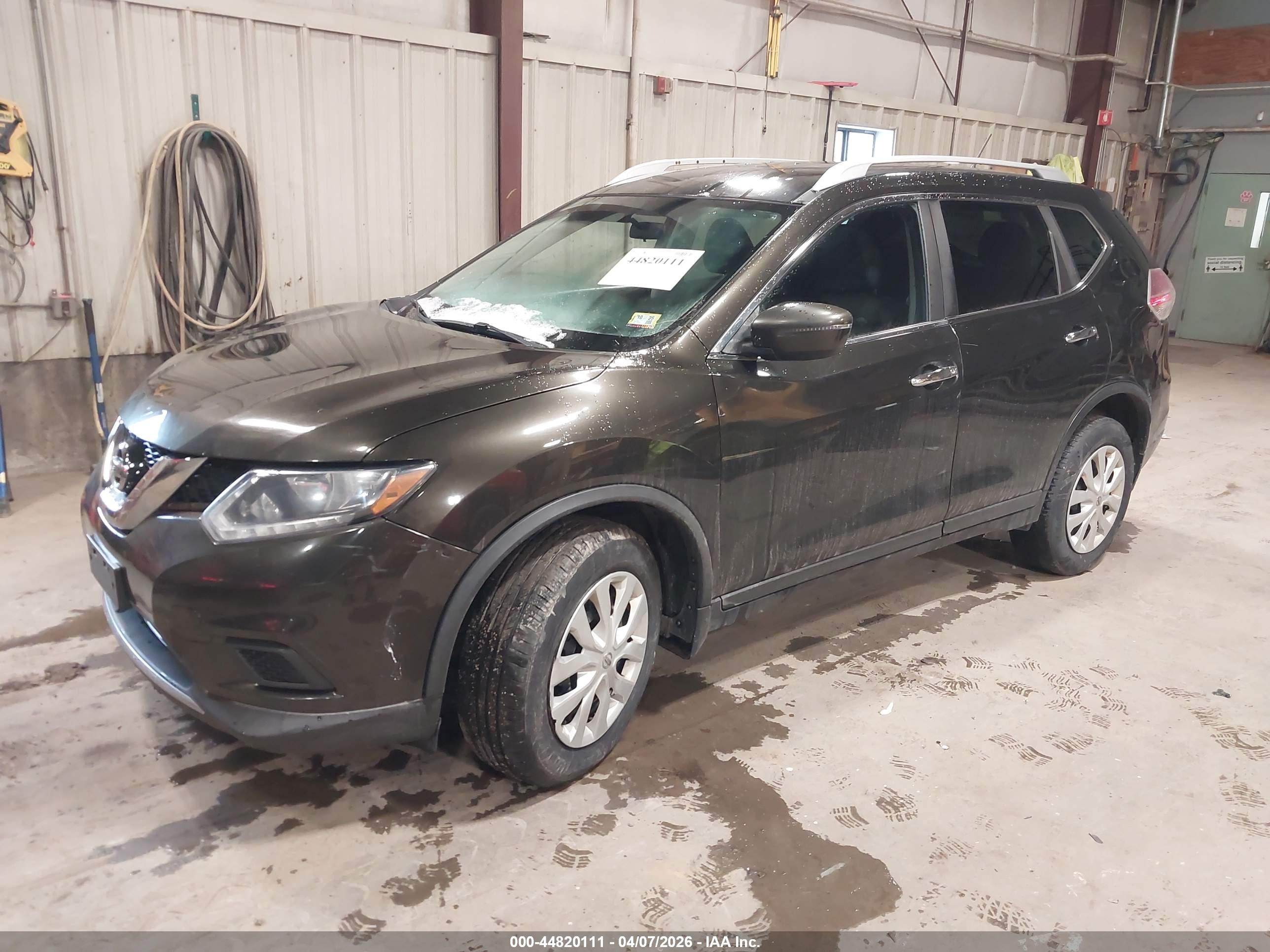 NISSAN ROGUE image 2