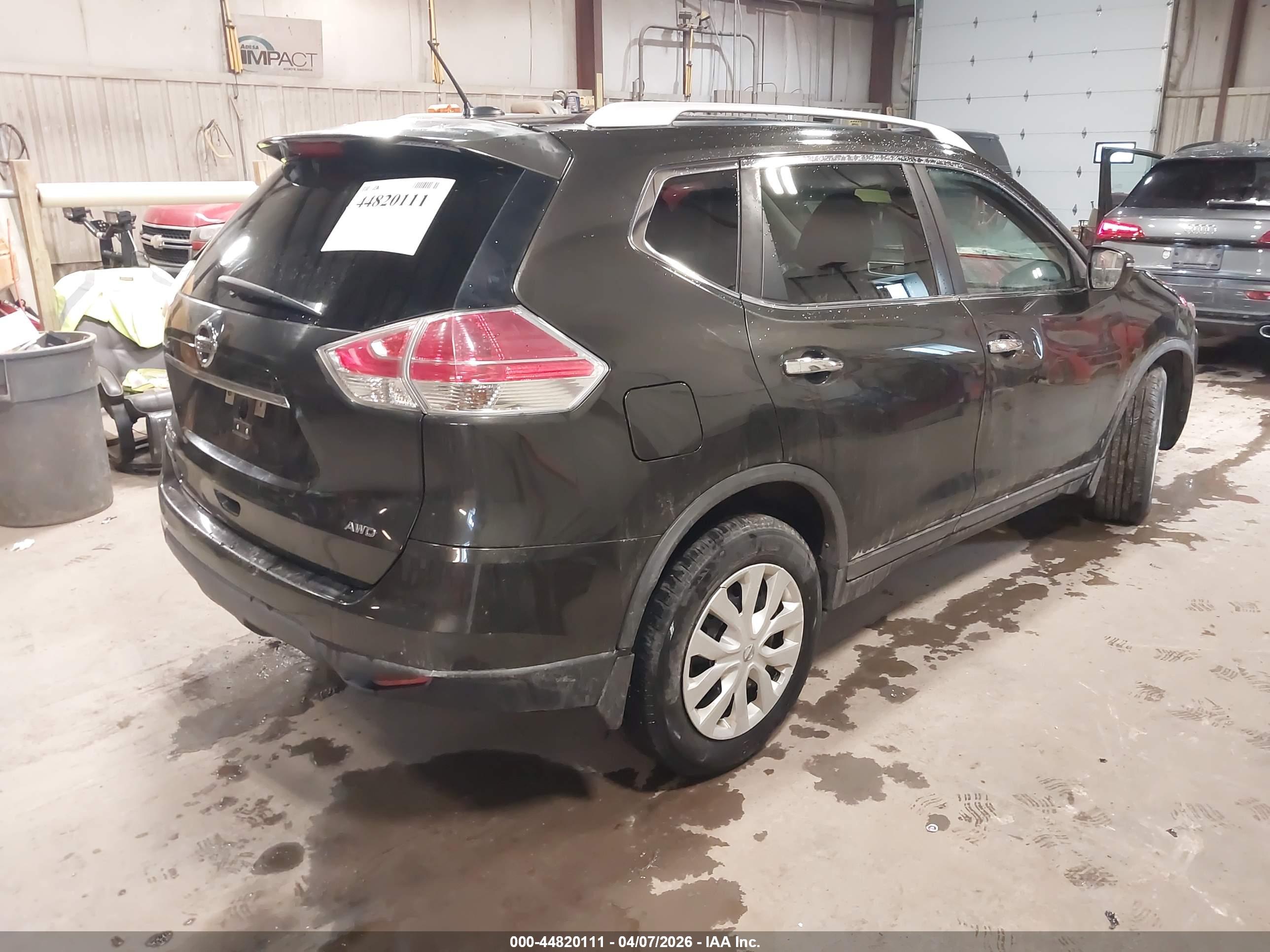 NISSAN ROGUE image 4