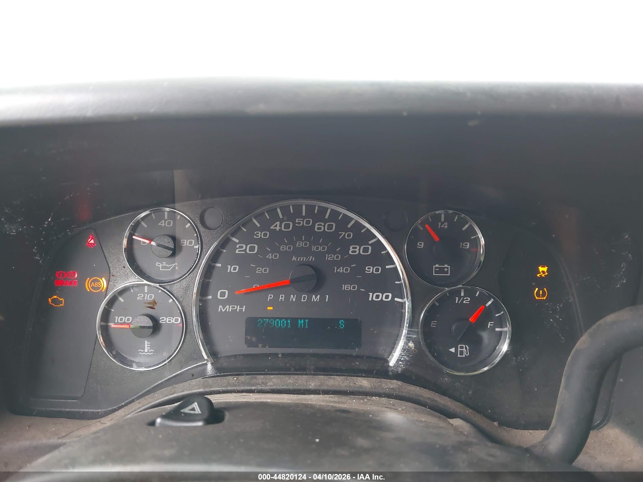 CHEVROLET EXPRESS image 7