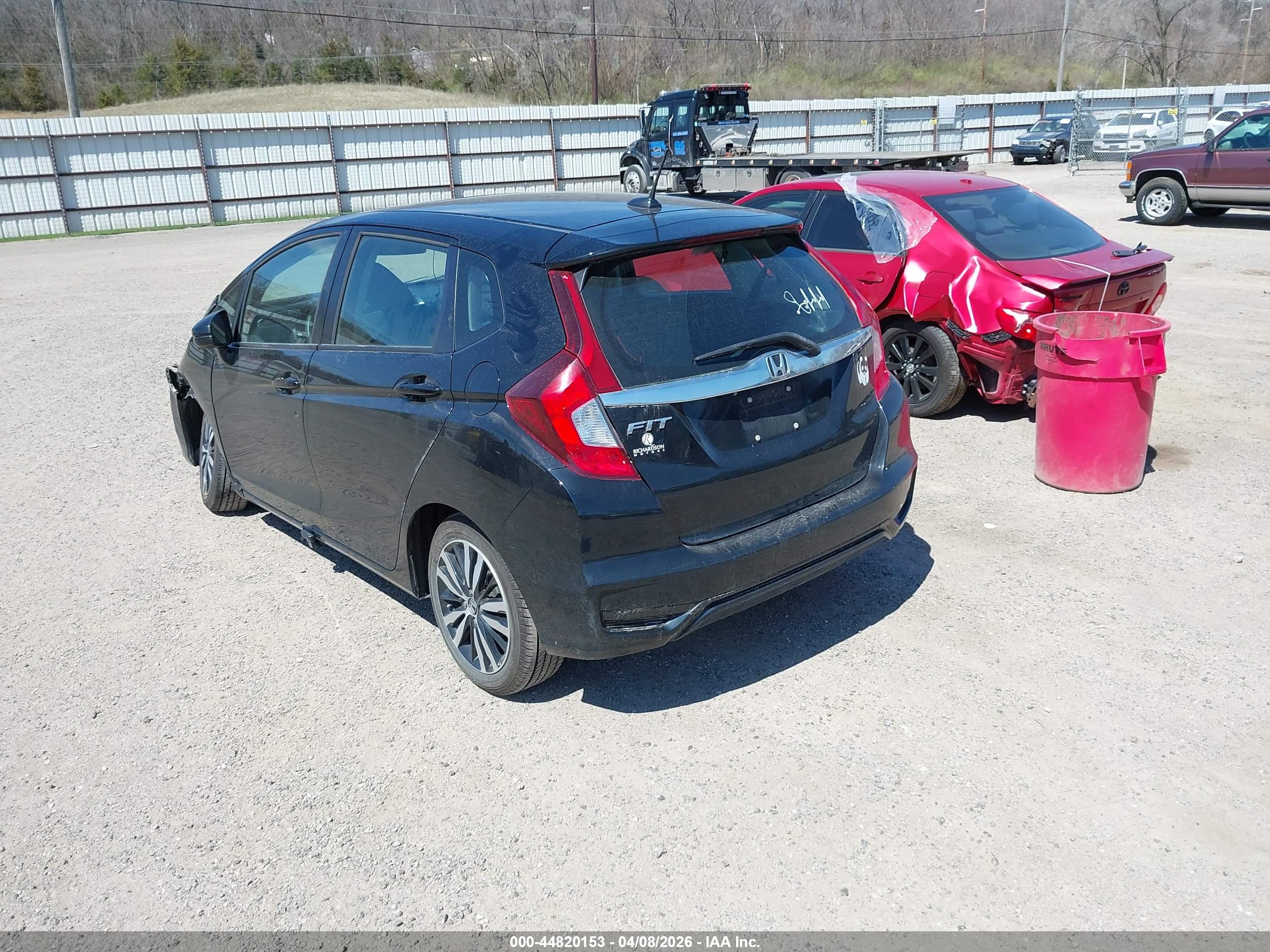 HONDA FIT image 3