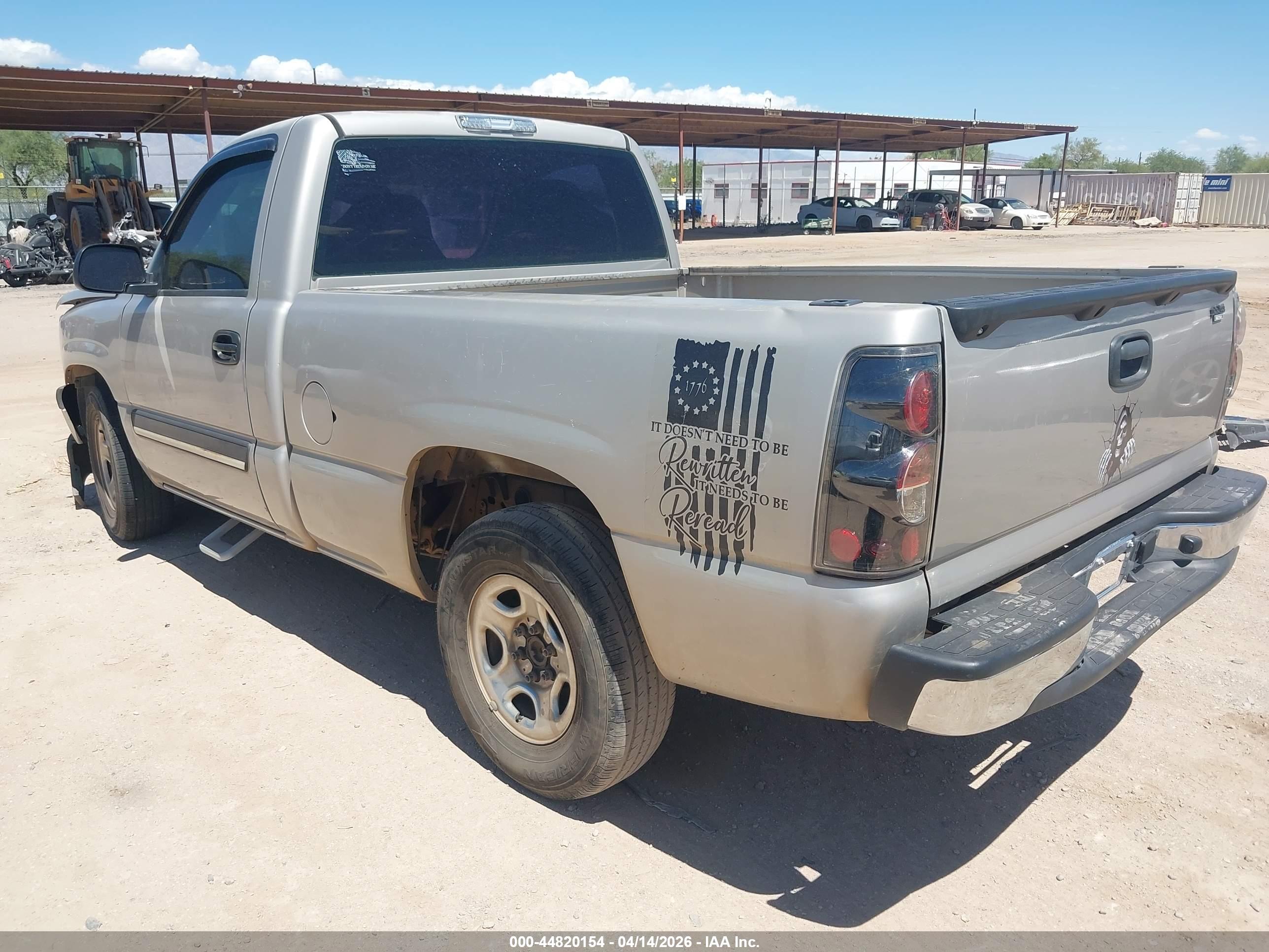 CHEVROLET SILVERADO image 3