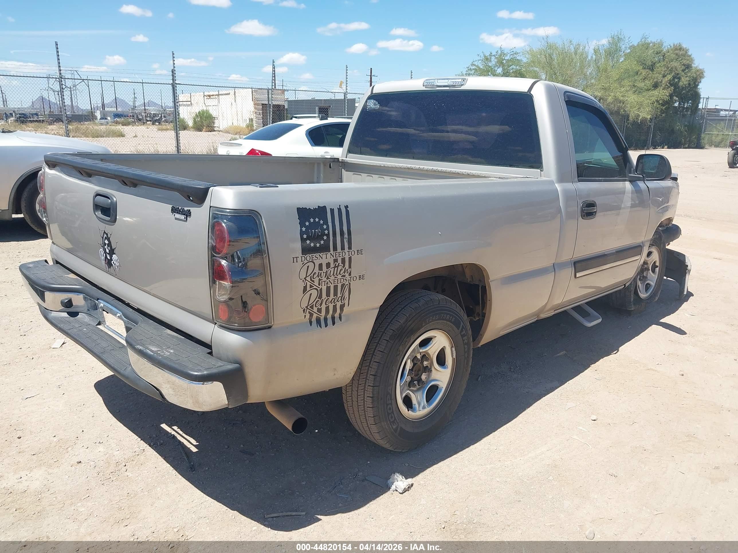 CHEVROLET SILVERADO image 4