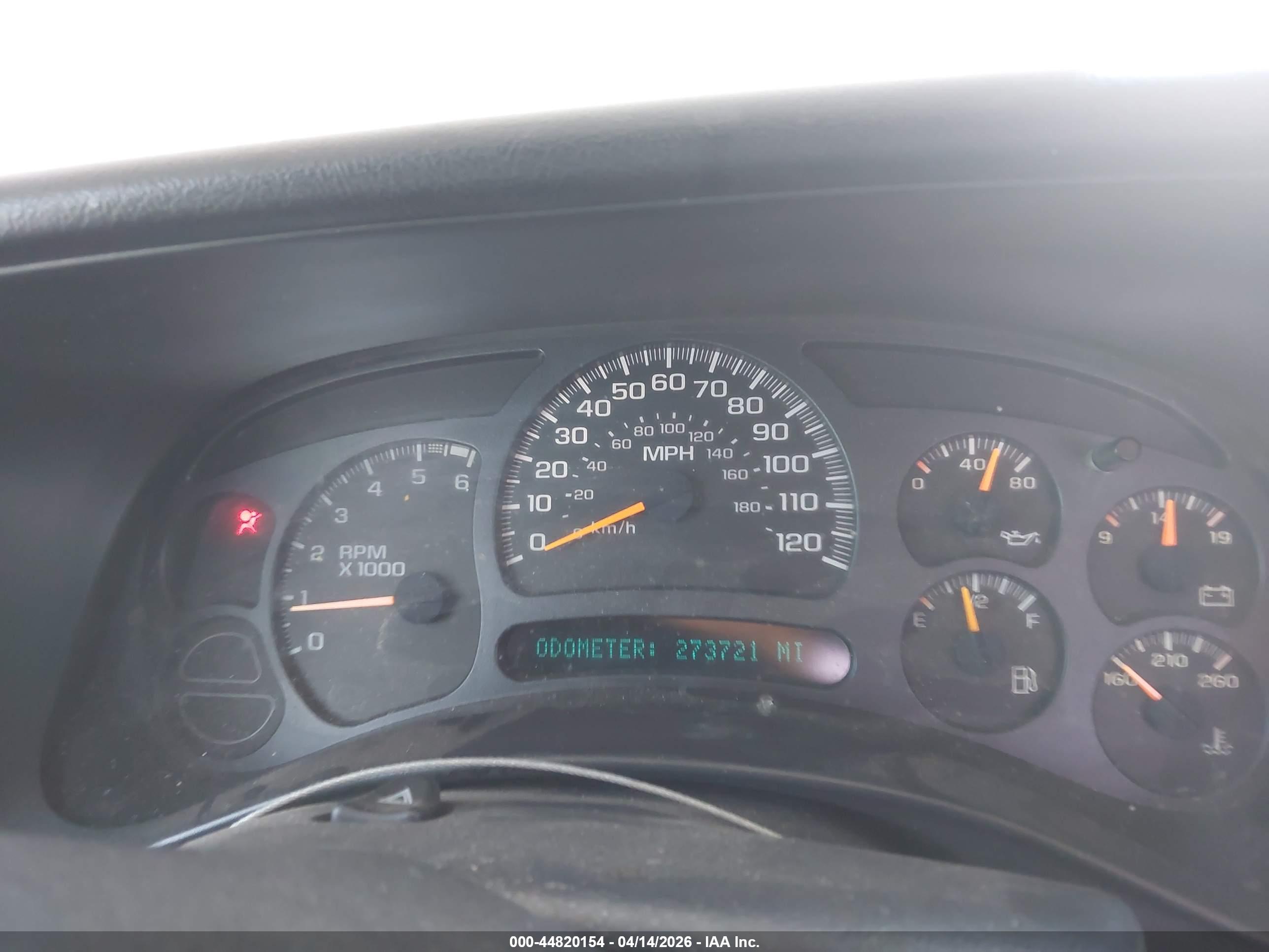 CHEVROLET SILVERADO image 7