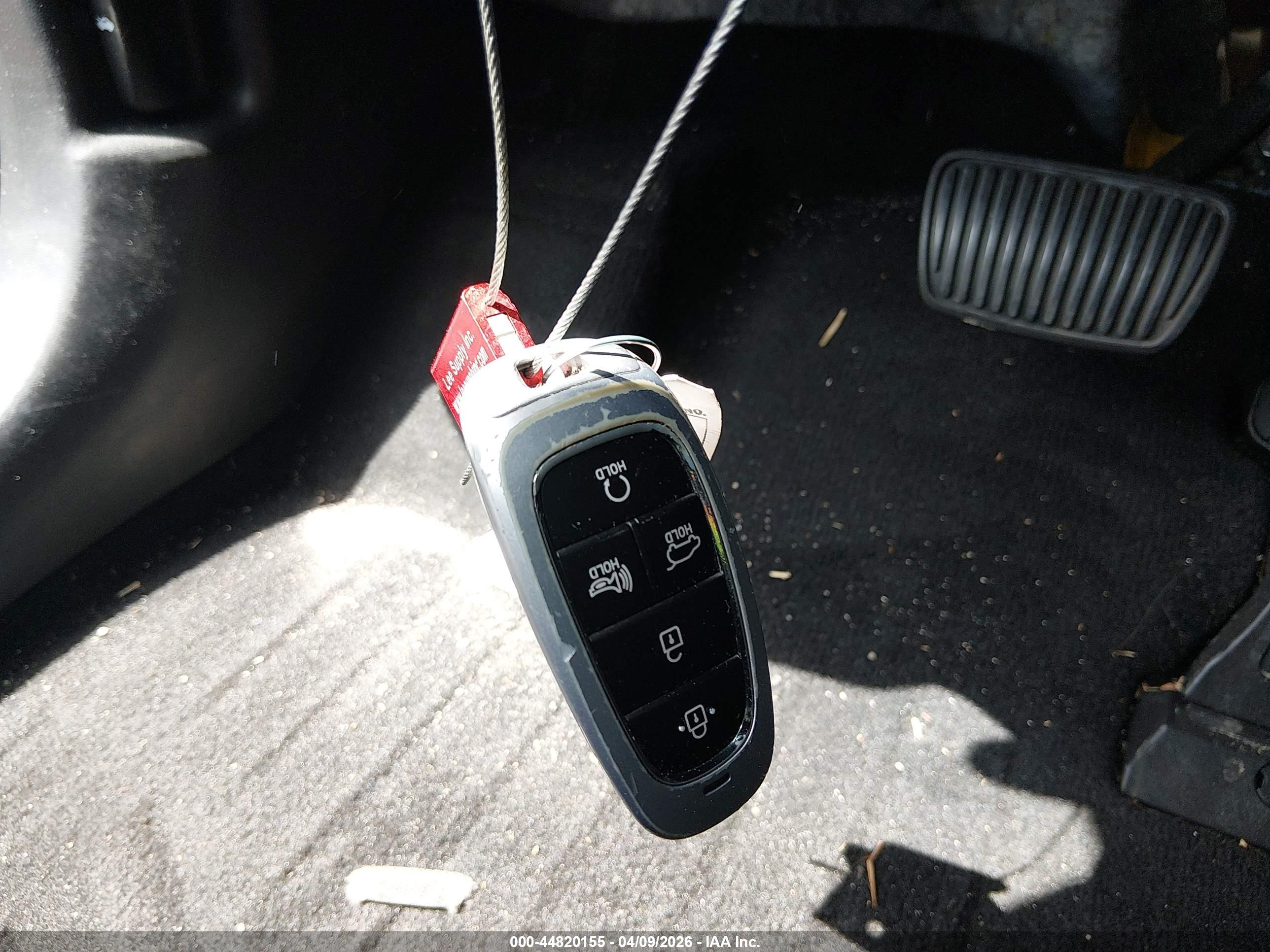 HYUNDAI TUCSON image 11