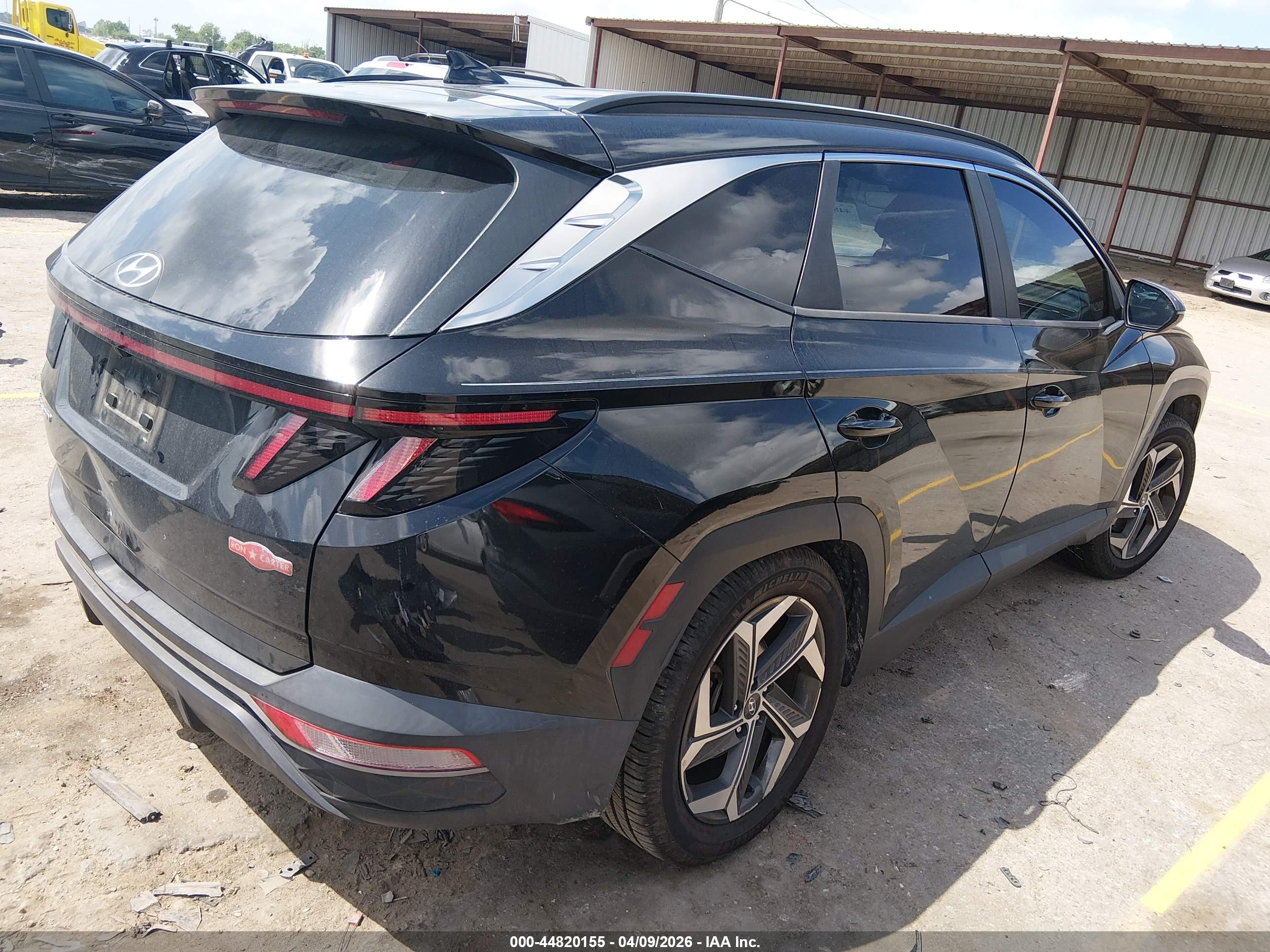 HYUNDAI TUCSON image 4
