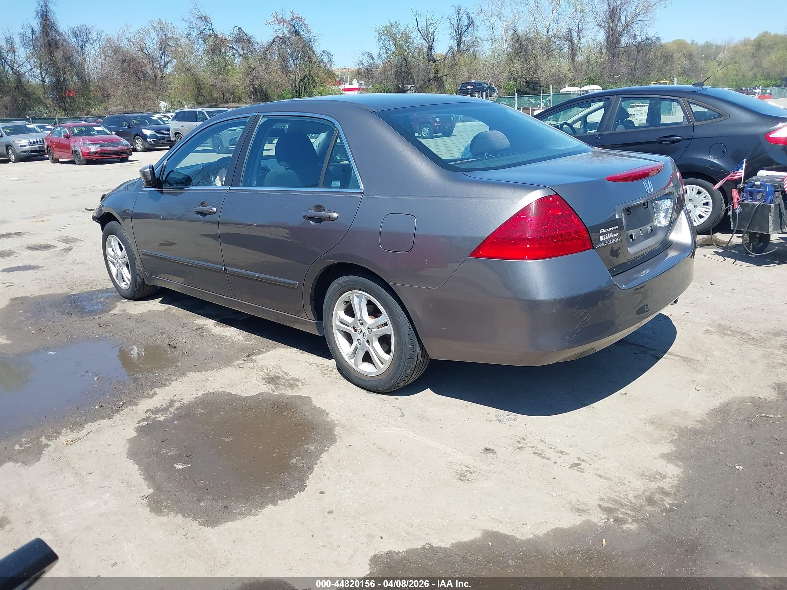 HONDA ACCORD image 3