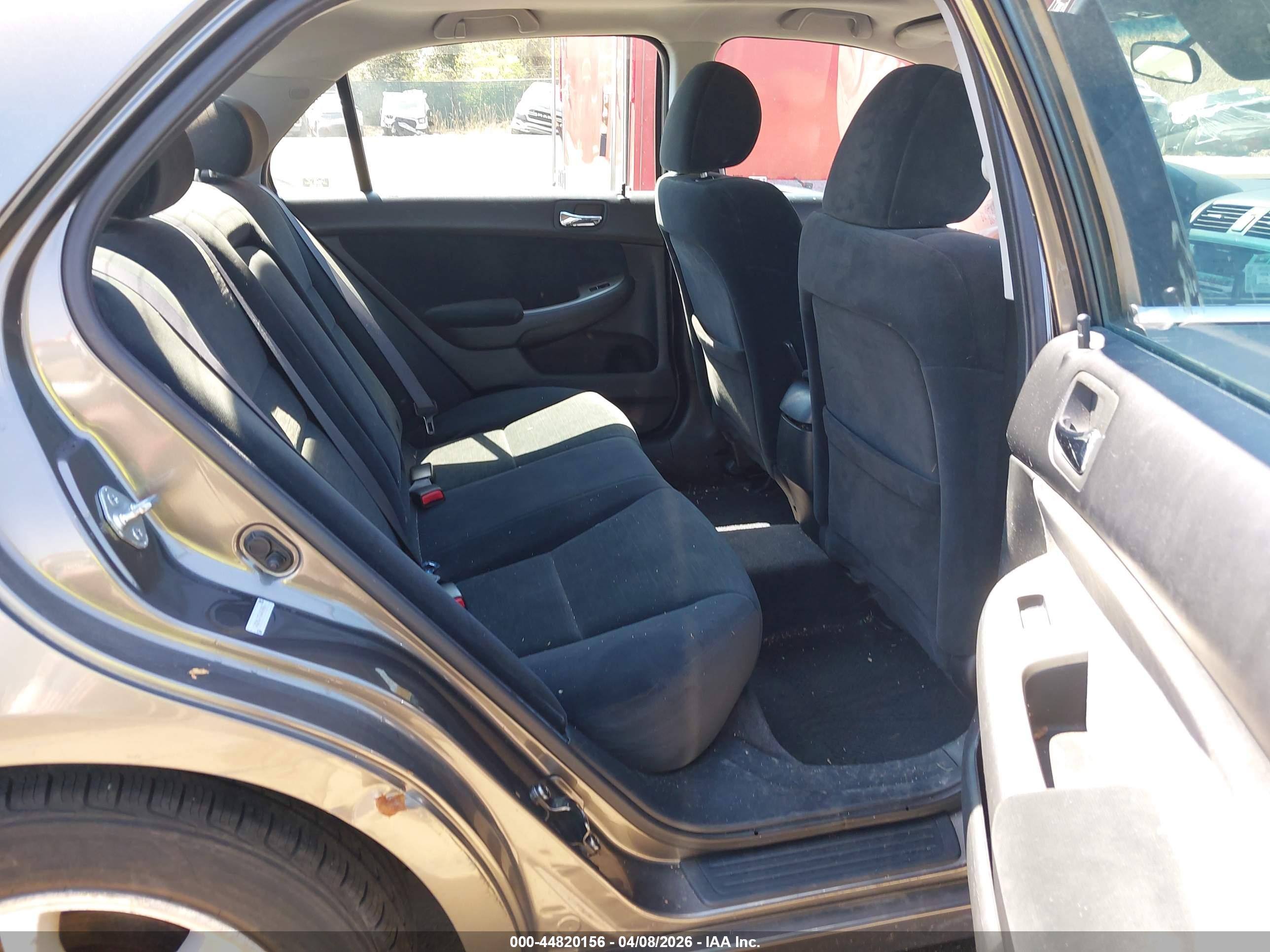 HONDA ACCORD image 8
