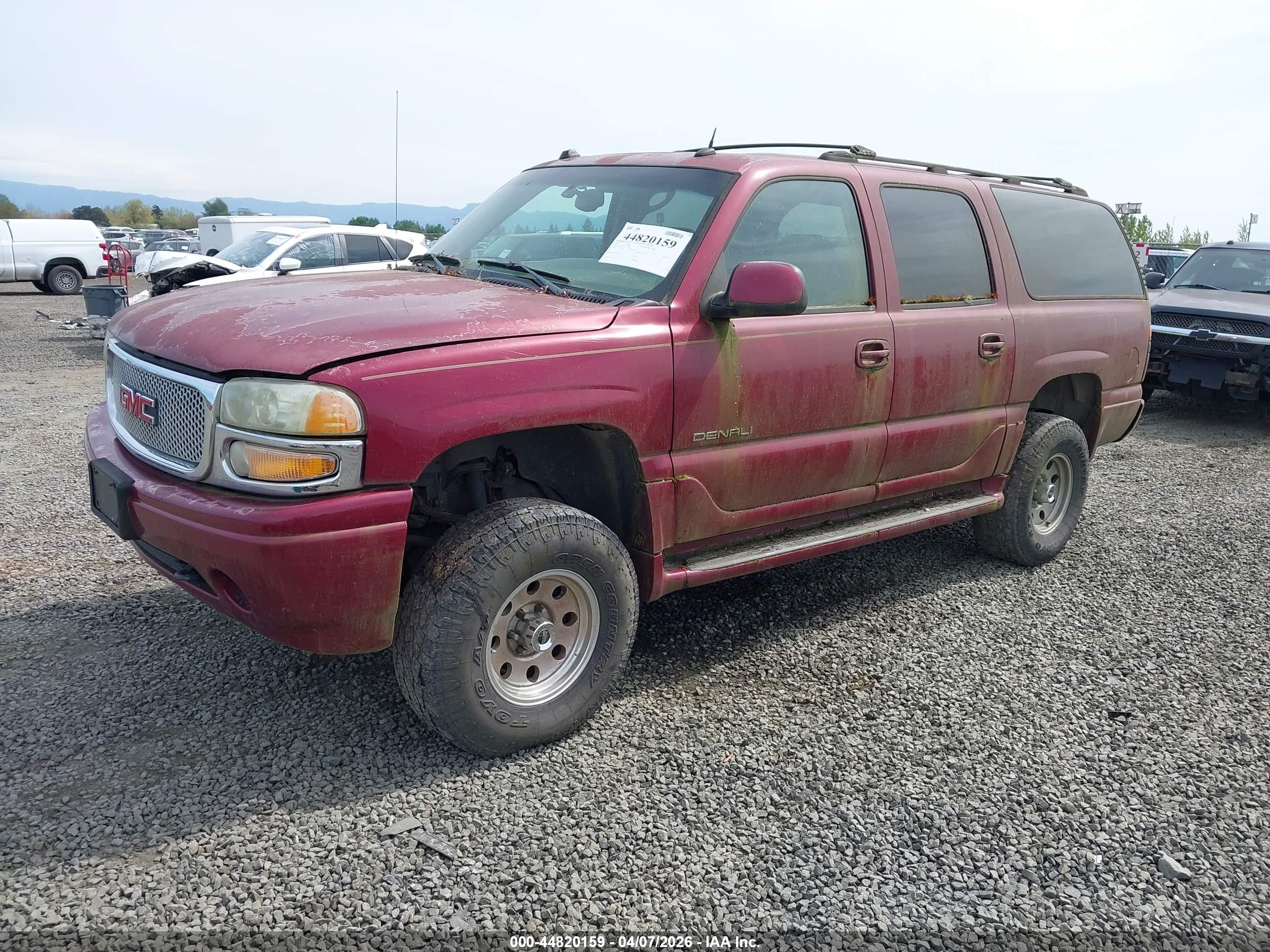 GMC YUKON image 2