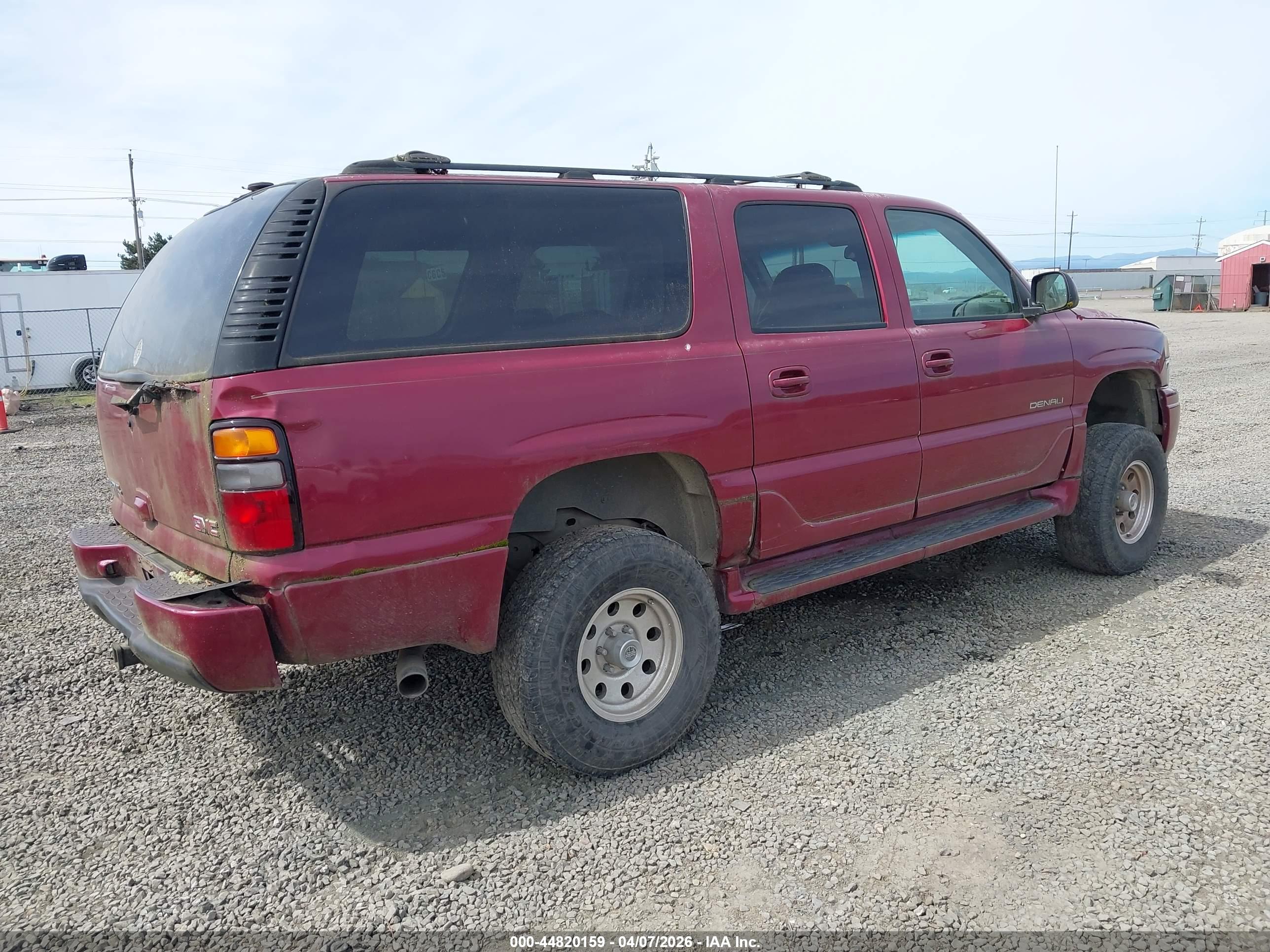GMC YUKON image 4