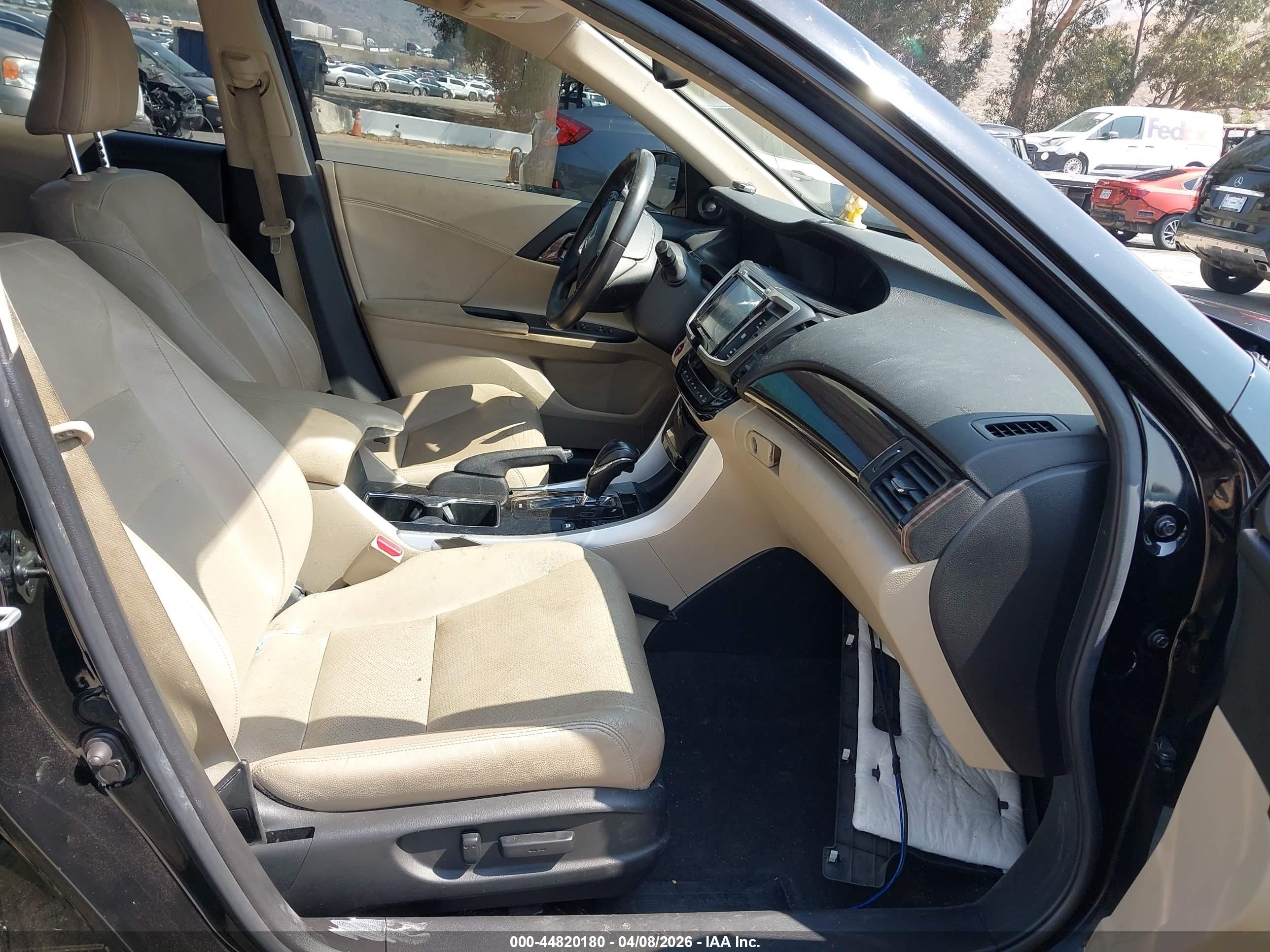 HONDA ACCORD image 5