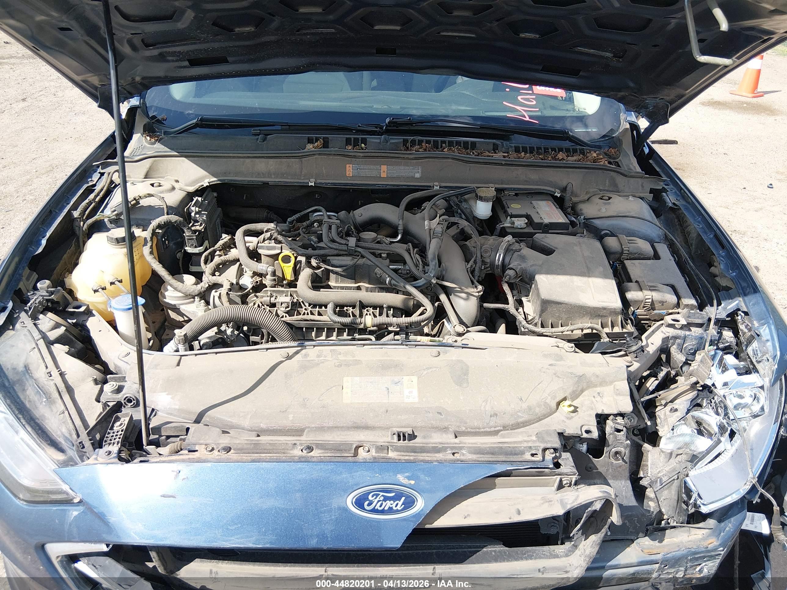 FORD FUSION image 10