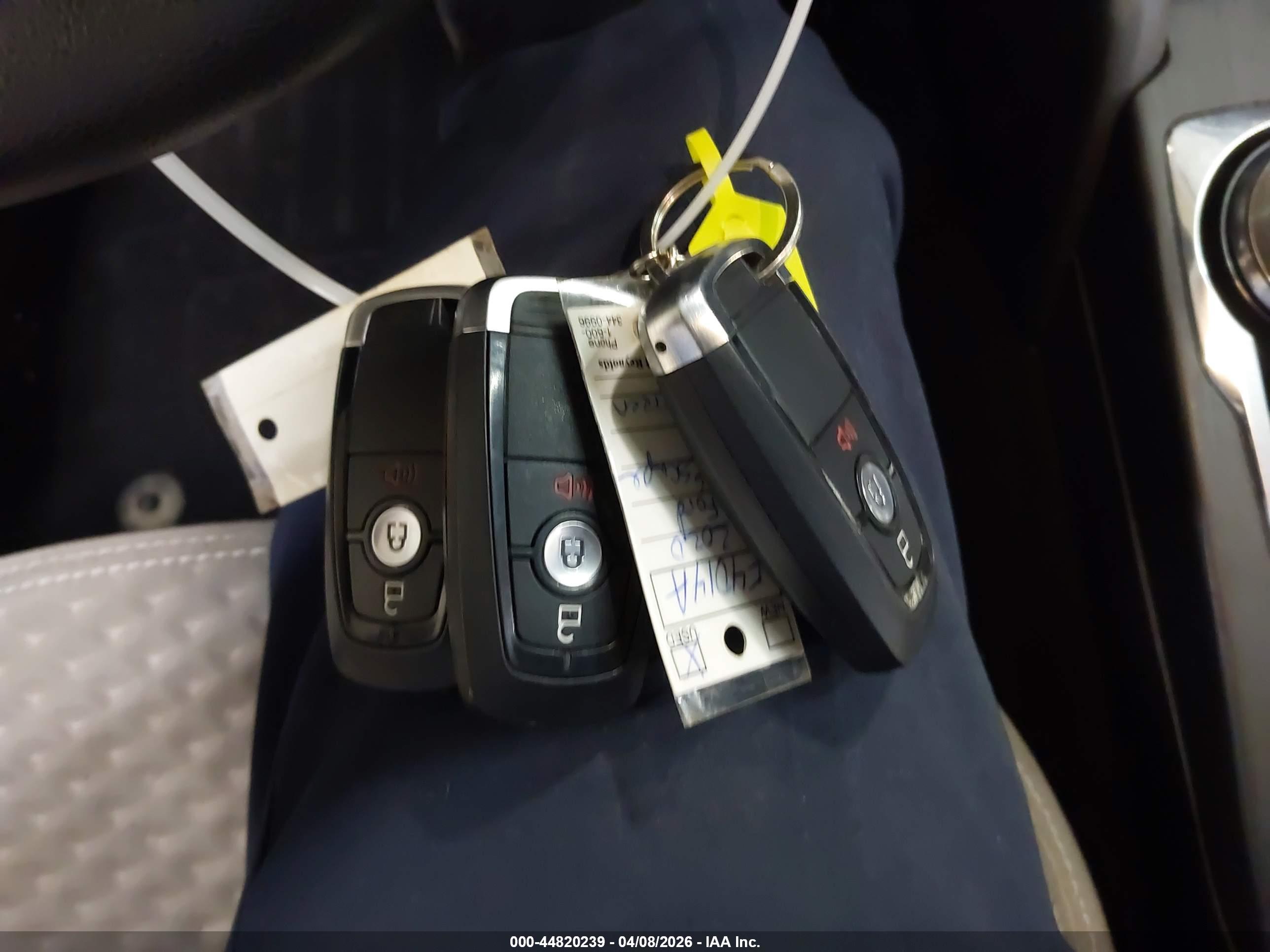 FORD ESCAPE image 11