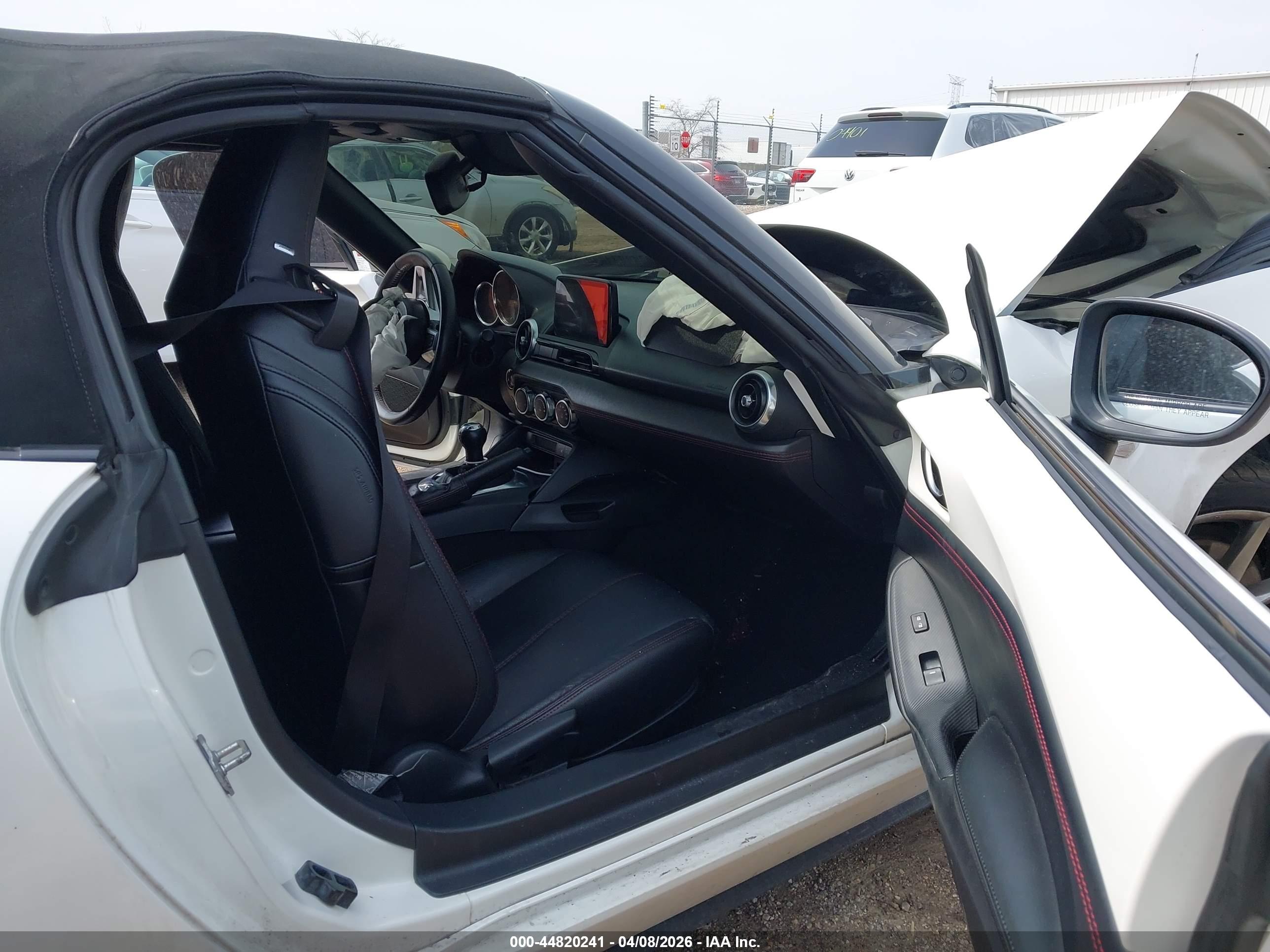 MAZDA MX-5 image 5