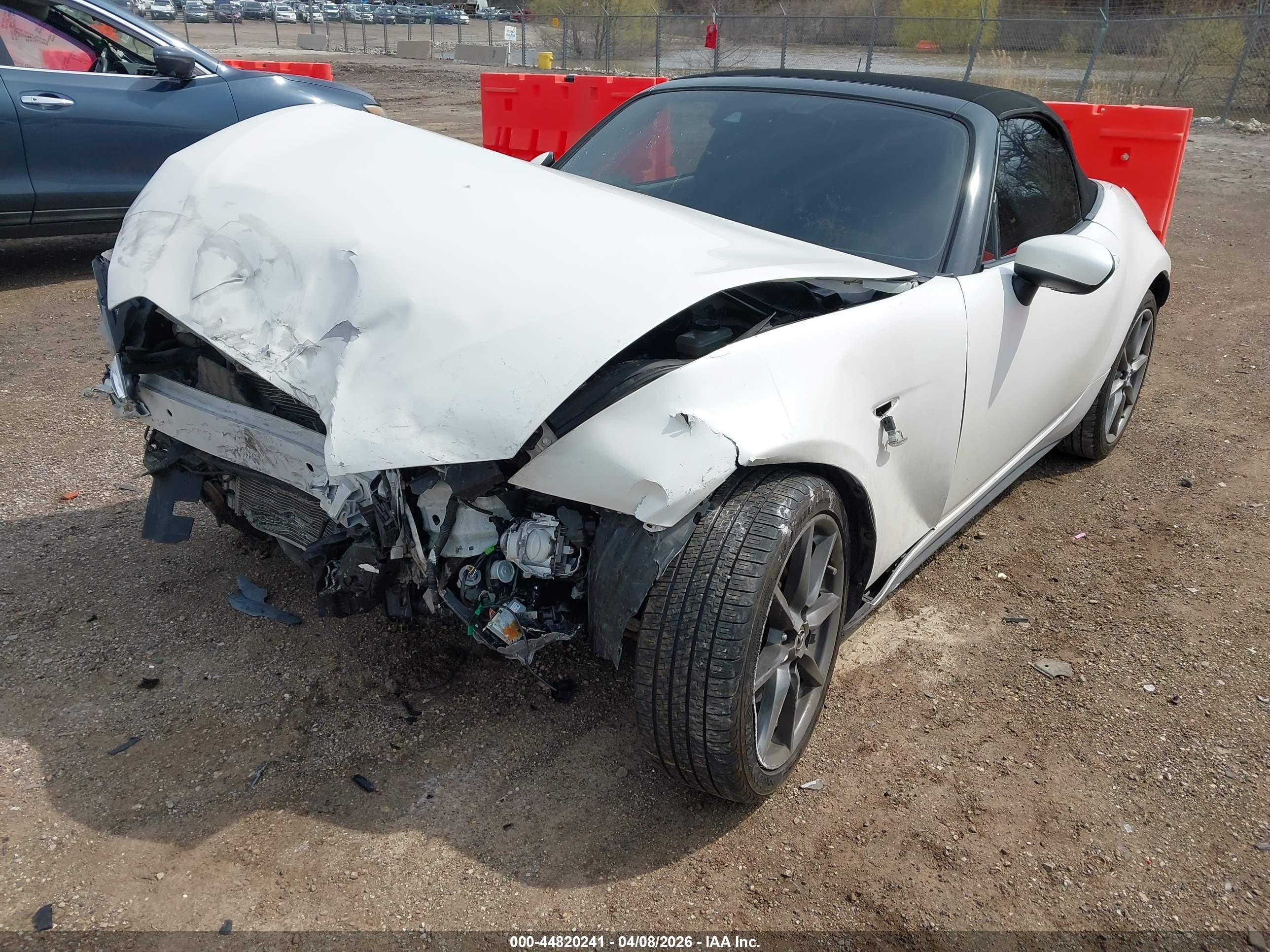 MAZDA MX-5 image 6