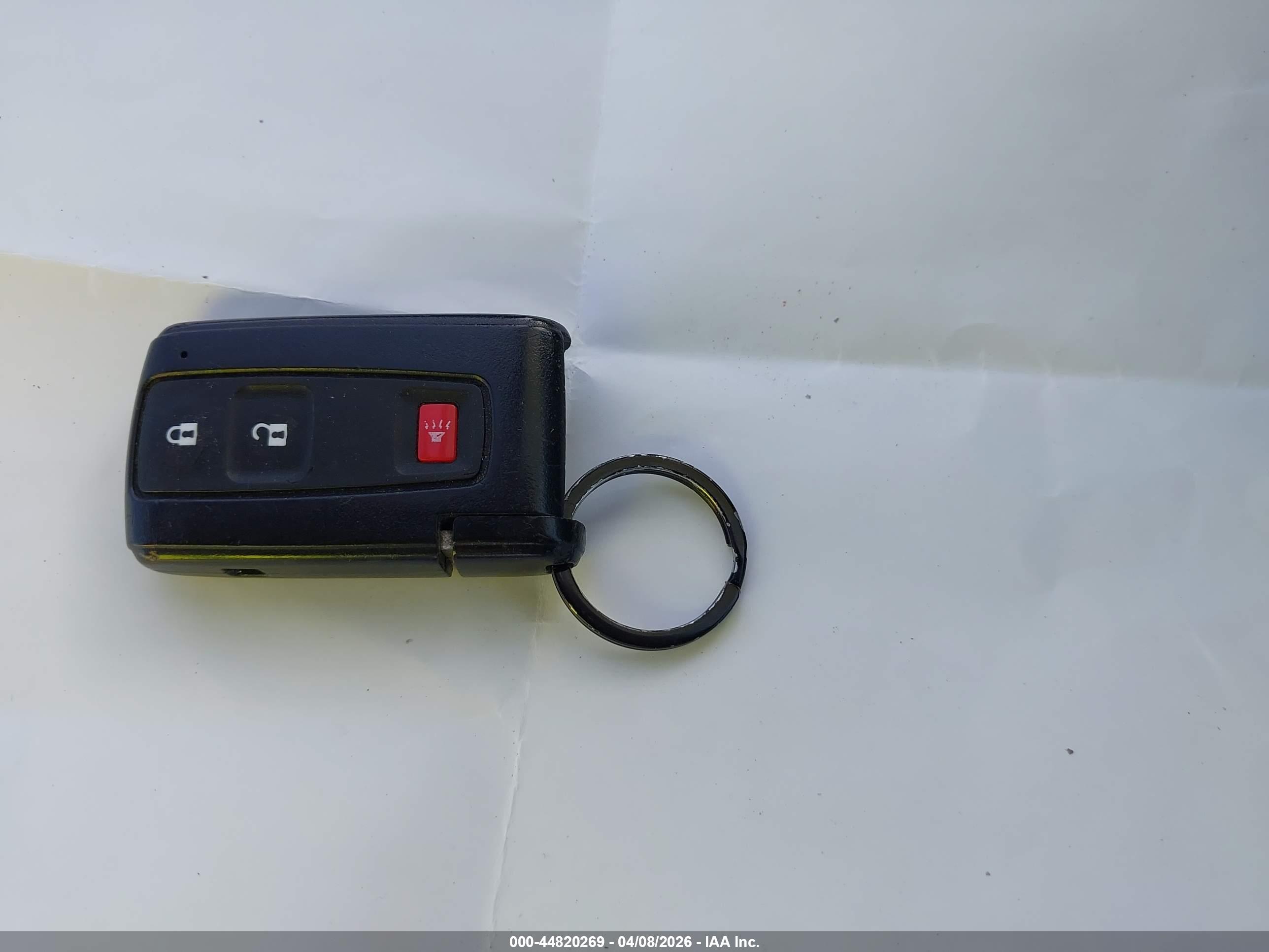 TOYOTA PRIUS image 11