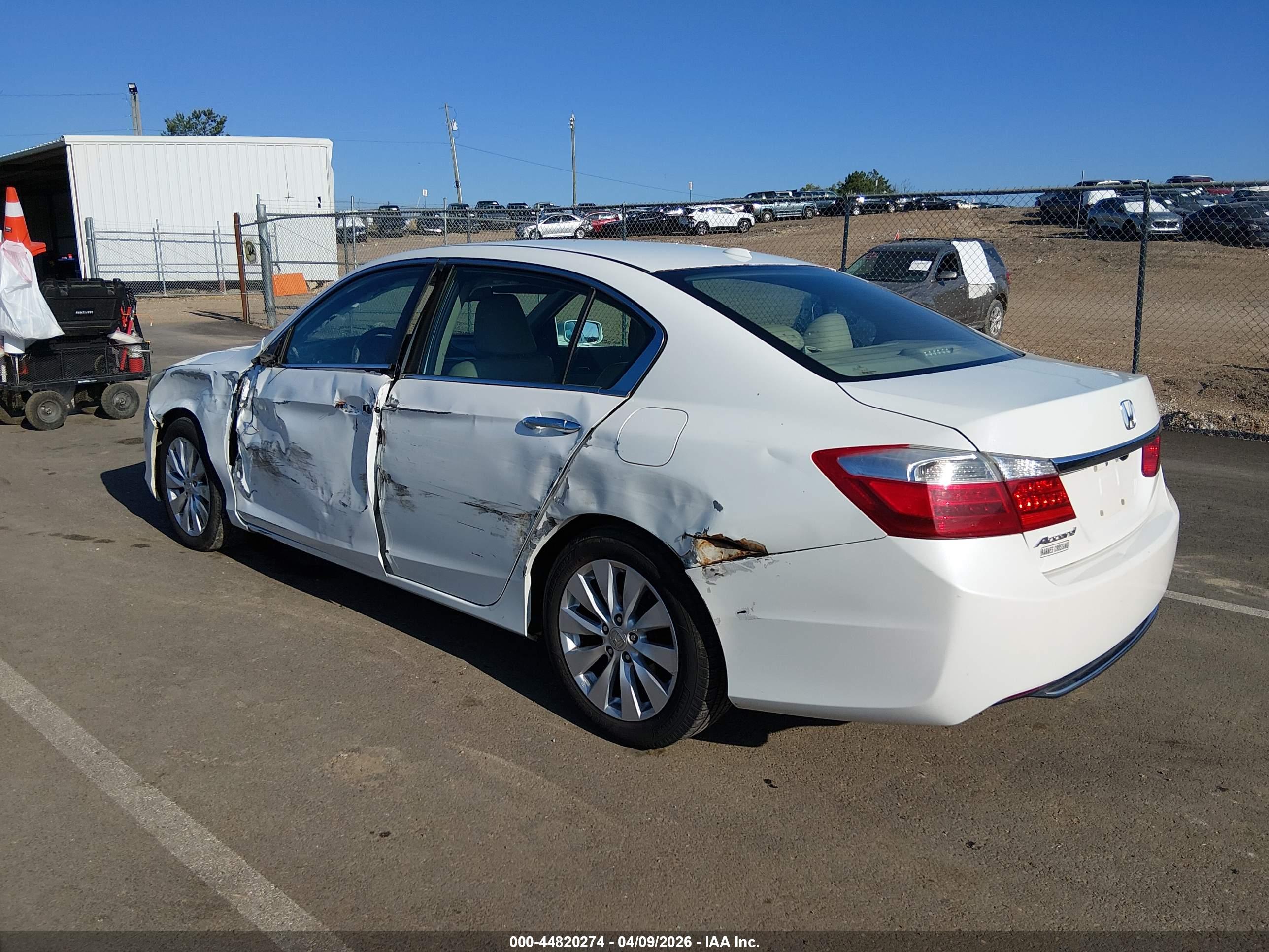 HONDA ACCORD image 3