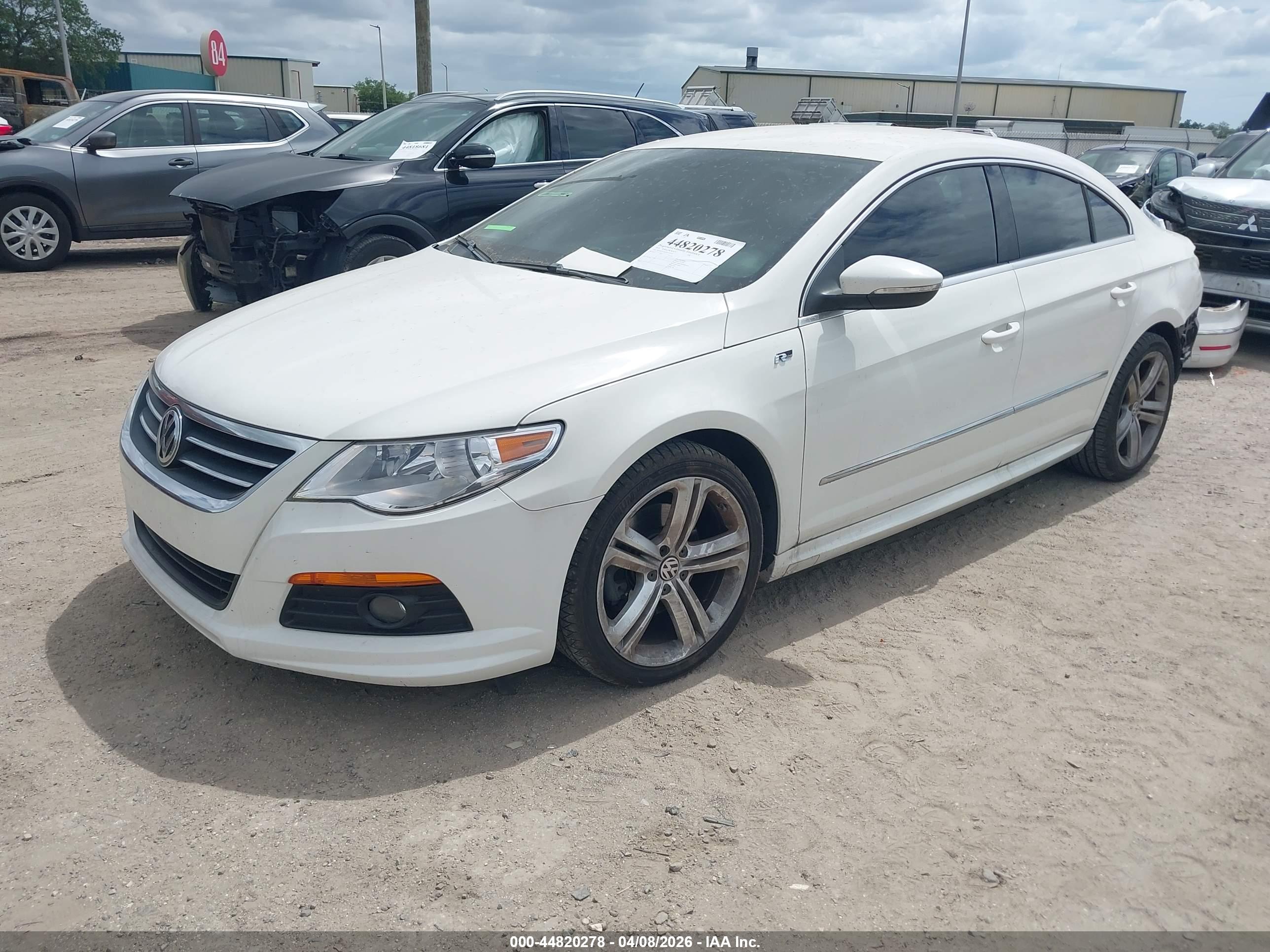 VOLKSWAGEN CC image 2
