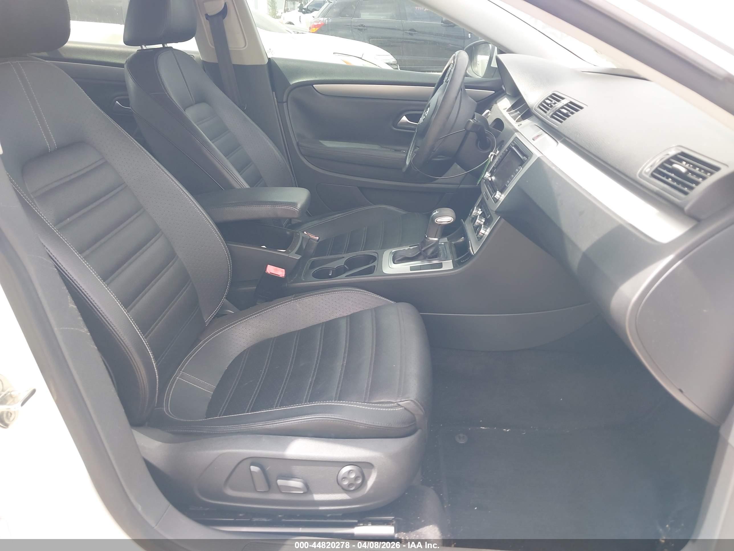 VOLKSWAGEN CC image 5